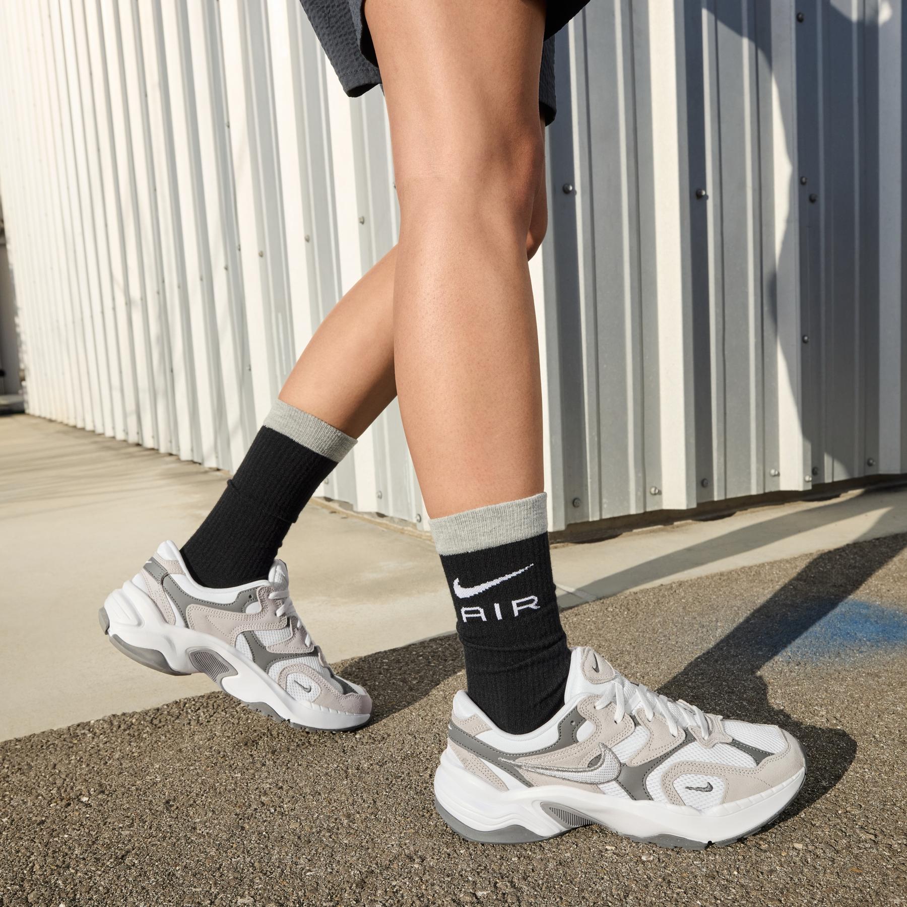 product/n/i/nike_fj3794-101-phsym002.jpg
