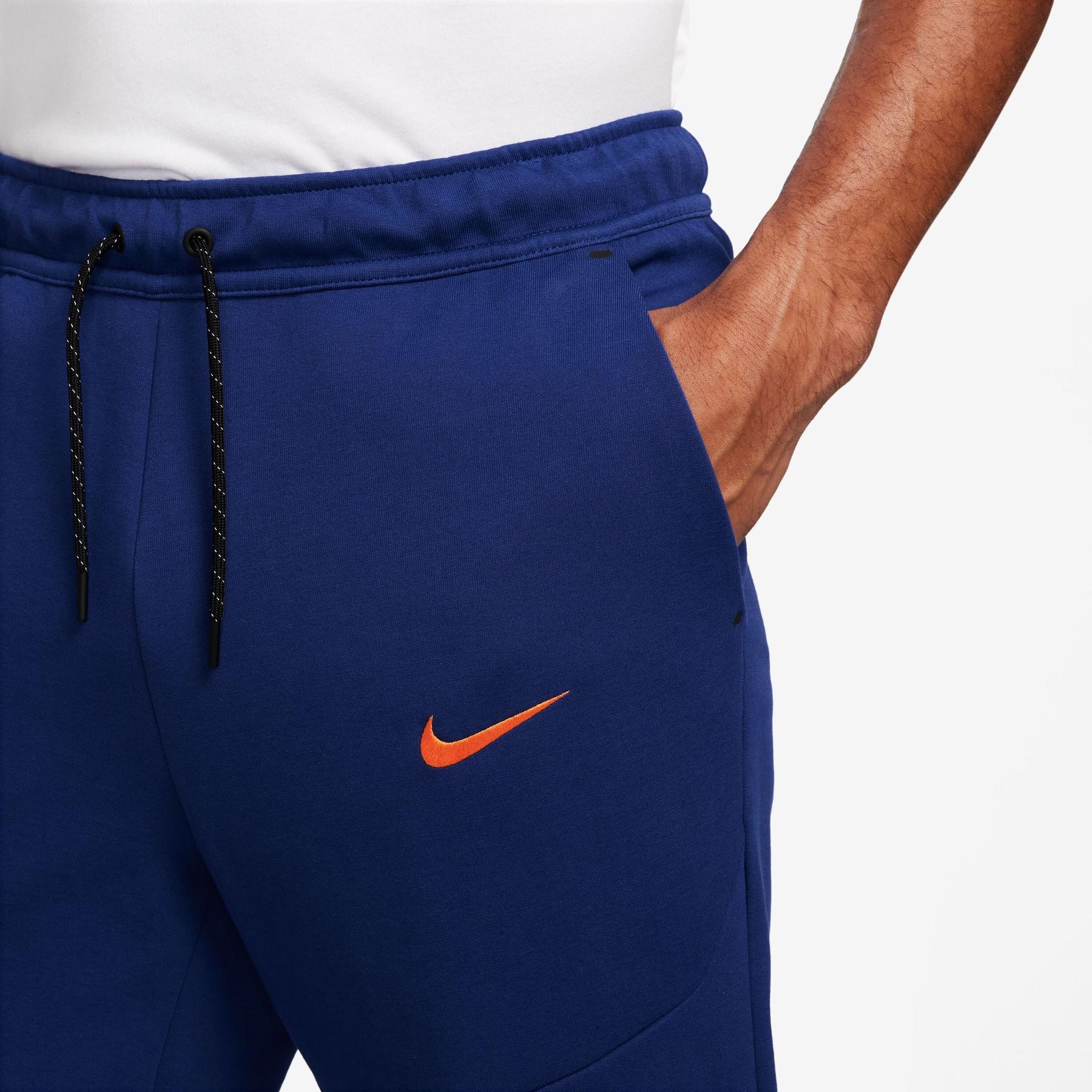 product/n/i/nike_fj8288-455-phsym001.jpg