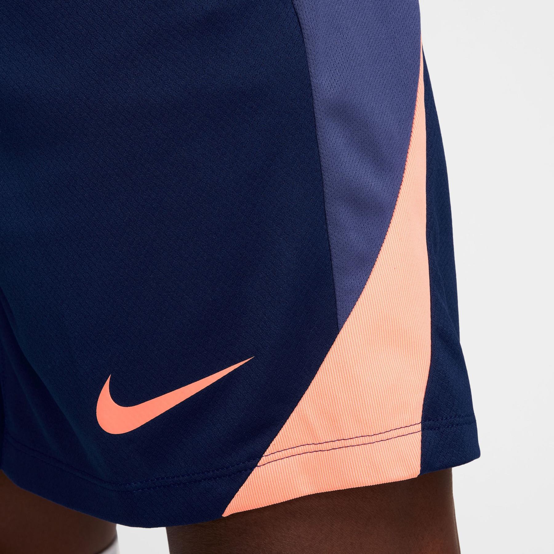 product/n/i/nike_fn2401-493-phsym005.jpg