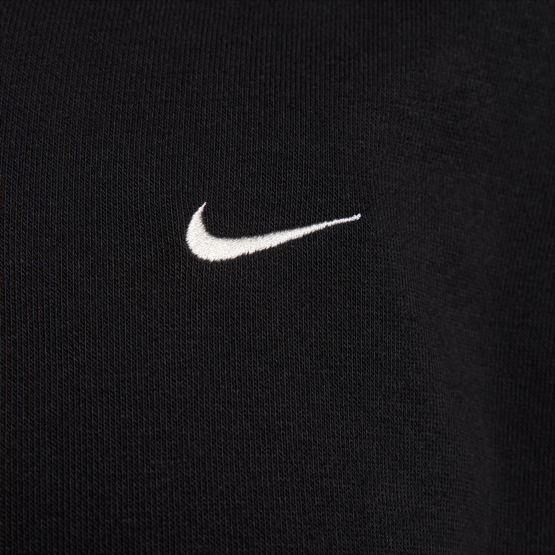 product/n/i/nike_fn2415-010-phsyd001.jpg
