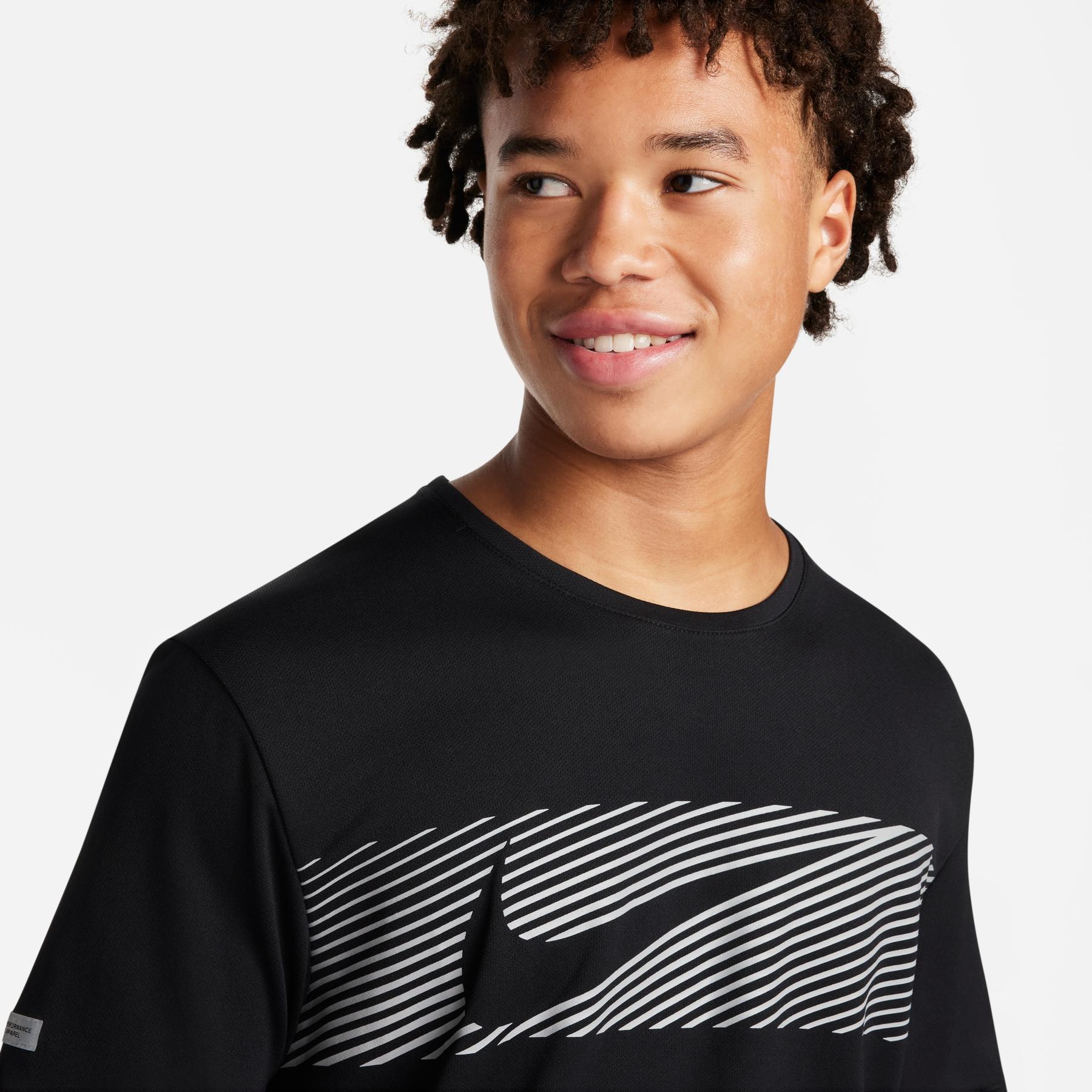 product/n/i/nike_fn3051-010-phsym001.jpg