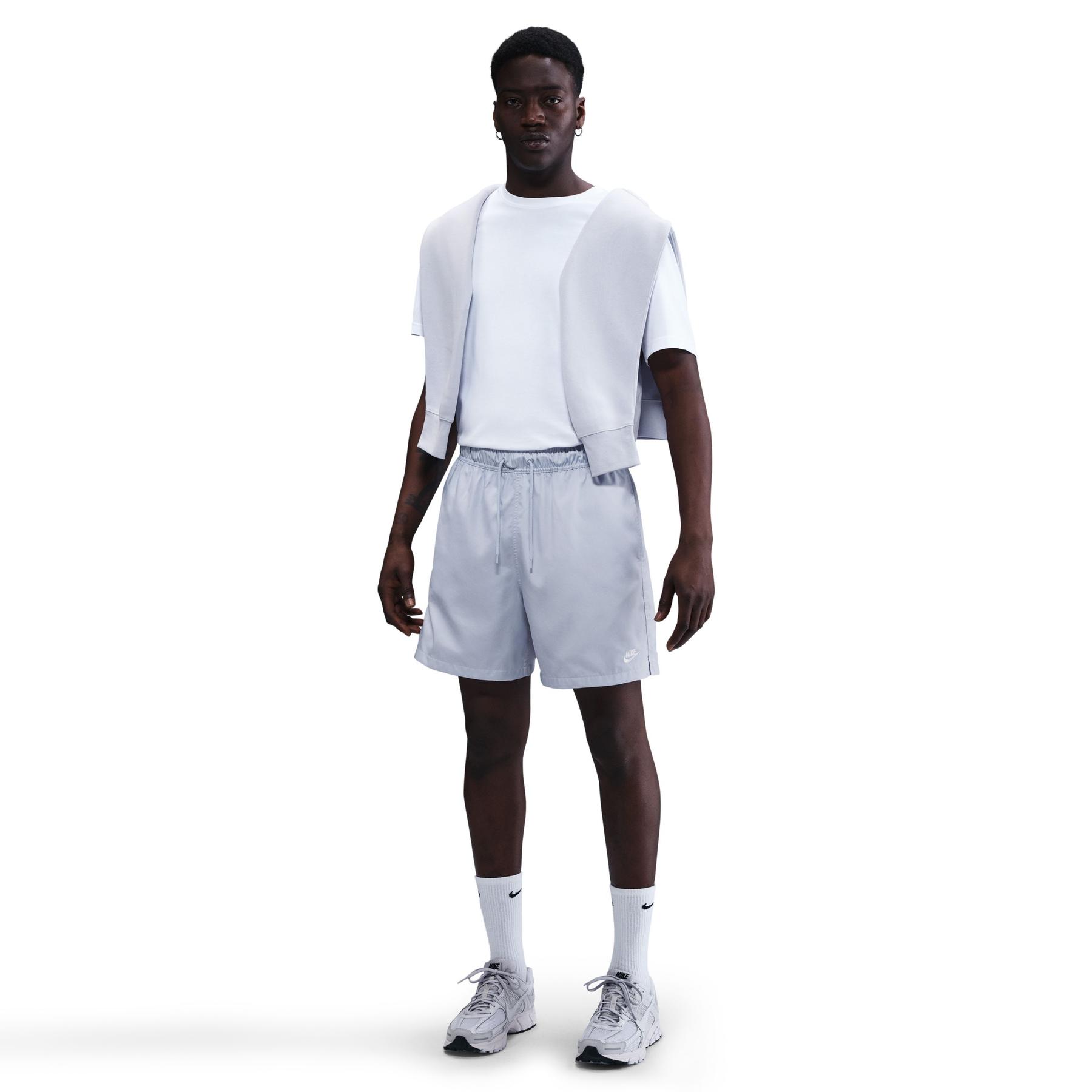 product/n/i/nike_fn3307-057-phsfm001.jpg