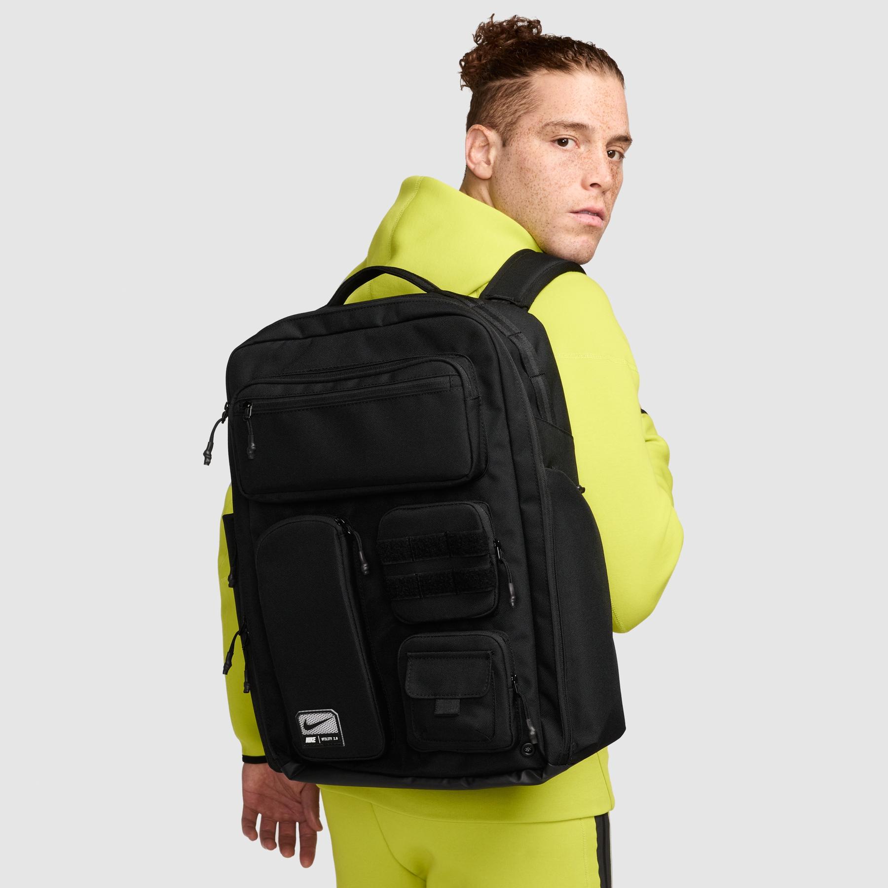 product/n/i/nike_fn4173-010-phsym001_082824.jpg