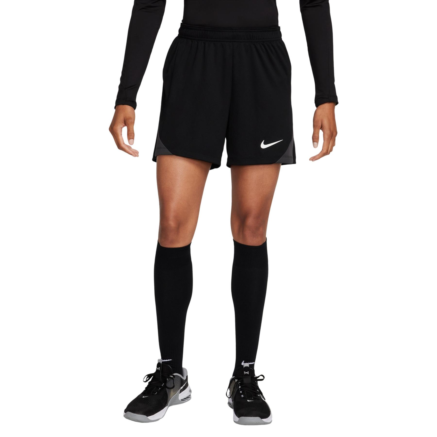 product/n/i/nike_fn5022-010-phsfm001.jpg