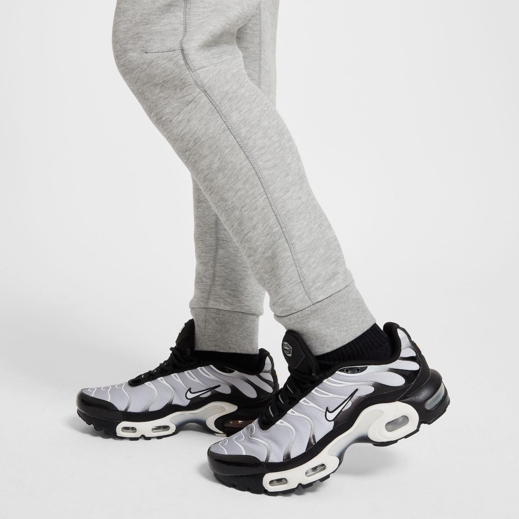 product/n/i/nike_fn8503-063-phsym004_082824.jpg