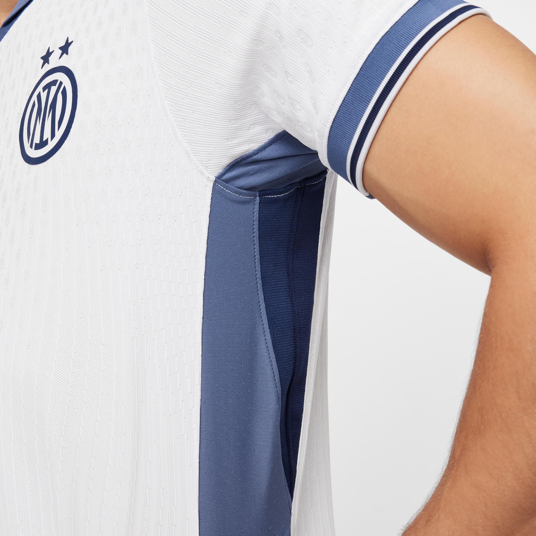 product/n/i/nike_fn8772-123-phsym005-nw112724.jpg