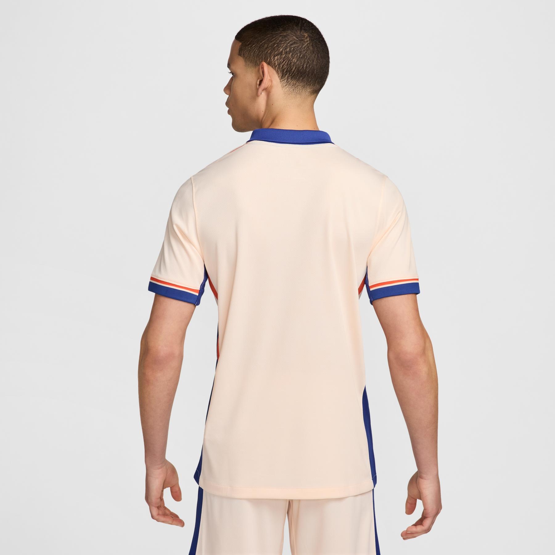 product/n/i/nike_fn8786-839-phsbm001.jpg