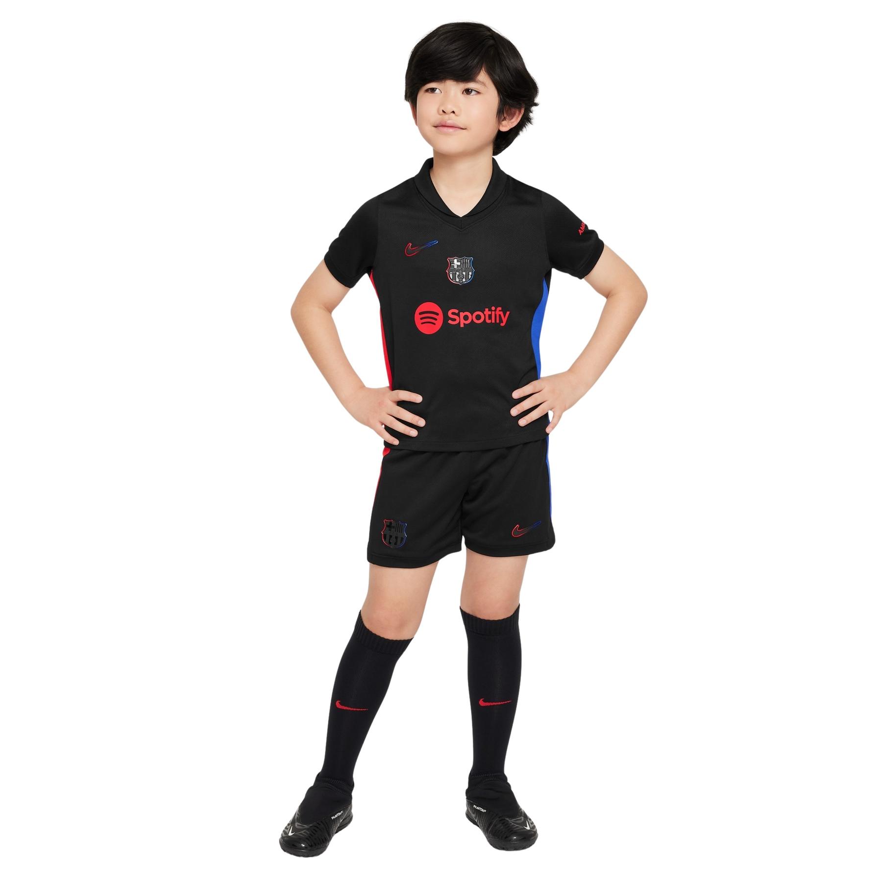 product/n/i/nike_fn9232-011-phsfm001.jpg