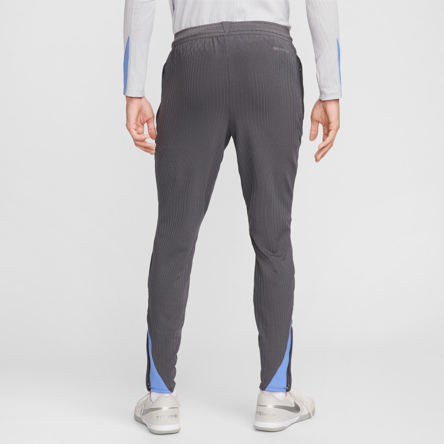 product/n/i/nike_fn9311-021-phsbm001.jpg