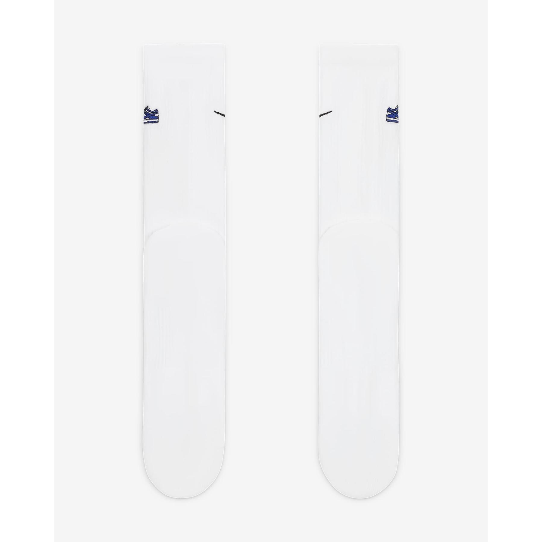 product/n/i/nike_fq0326-100_white_3.jpg