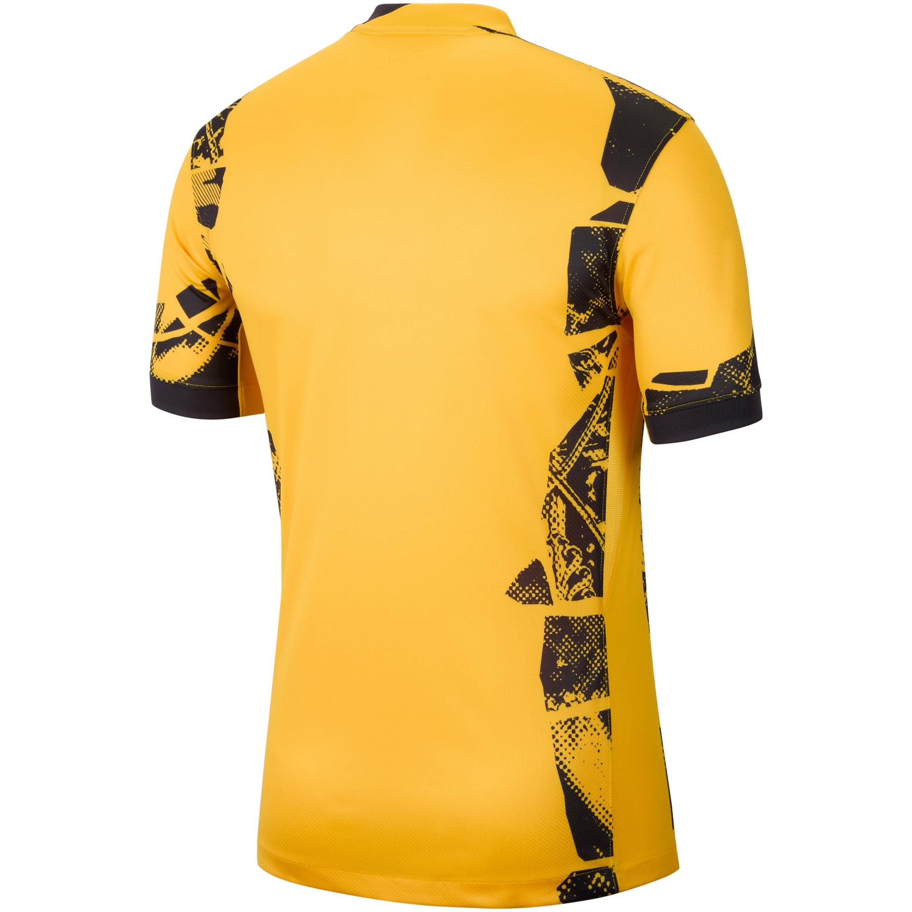 product/n/i/nike_fq2023-741-phsbh001_082824.jpg
