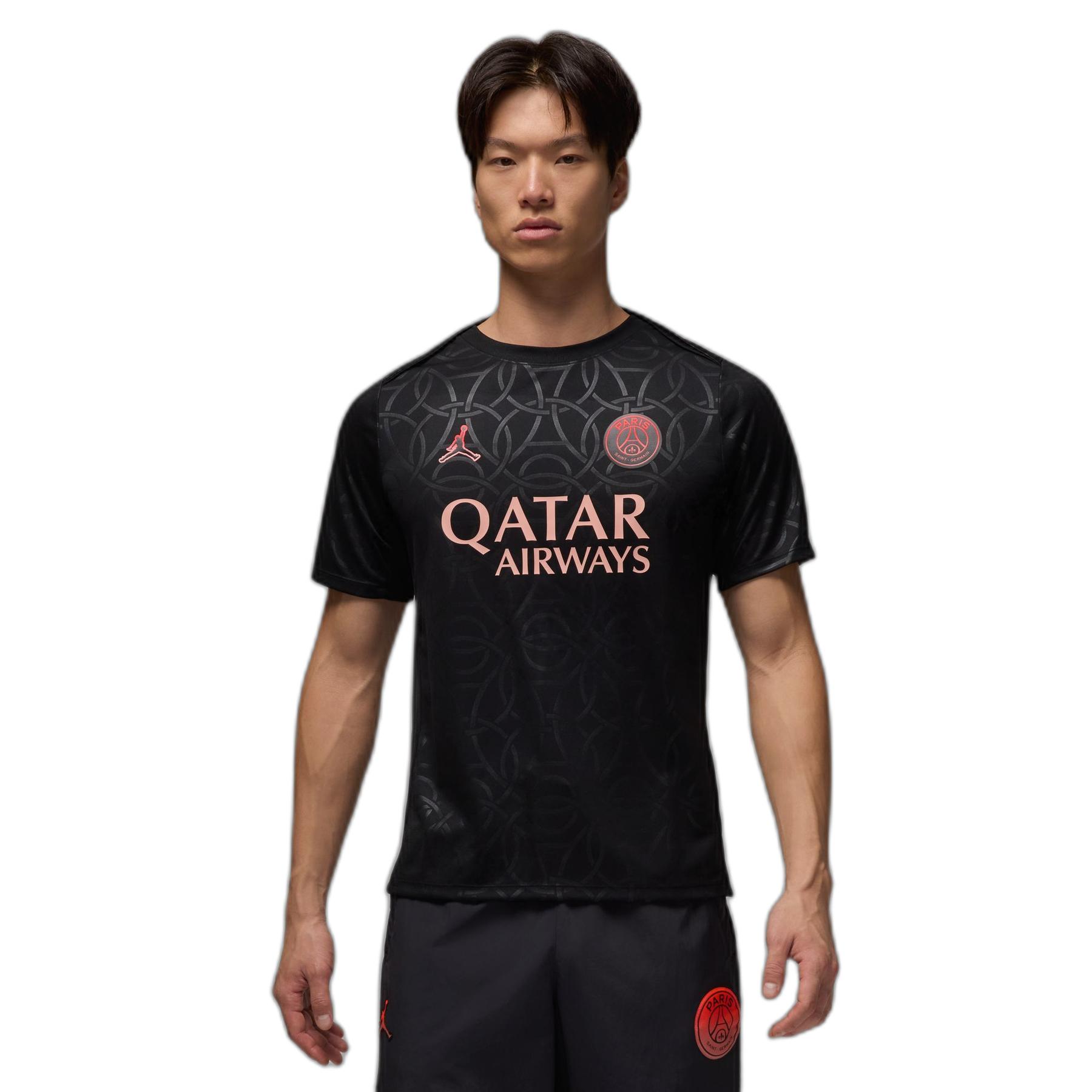 product/n/i/nike_fq2550-011_black-infrared-23-rust-pink_1.jpg
