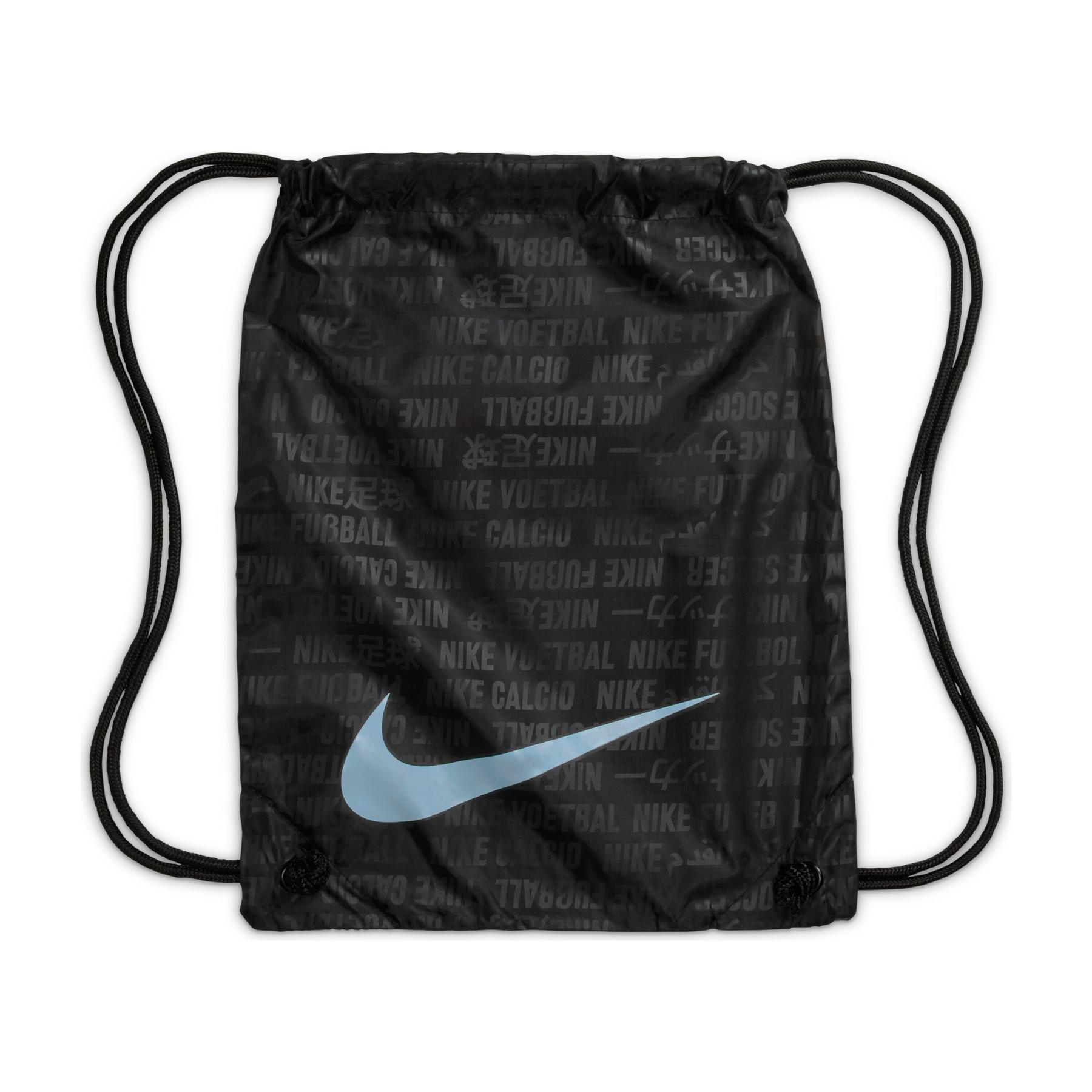 product/n/i/nike_fq8688-001-phsyd003.jpg