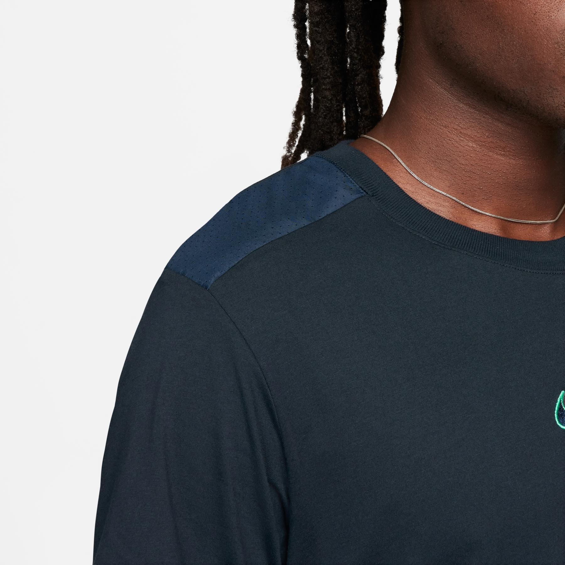 product/n/i/nike_fq8821-475-phsym003_s23.jpg