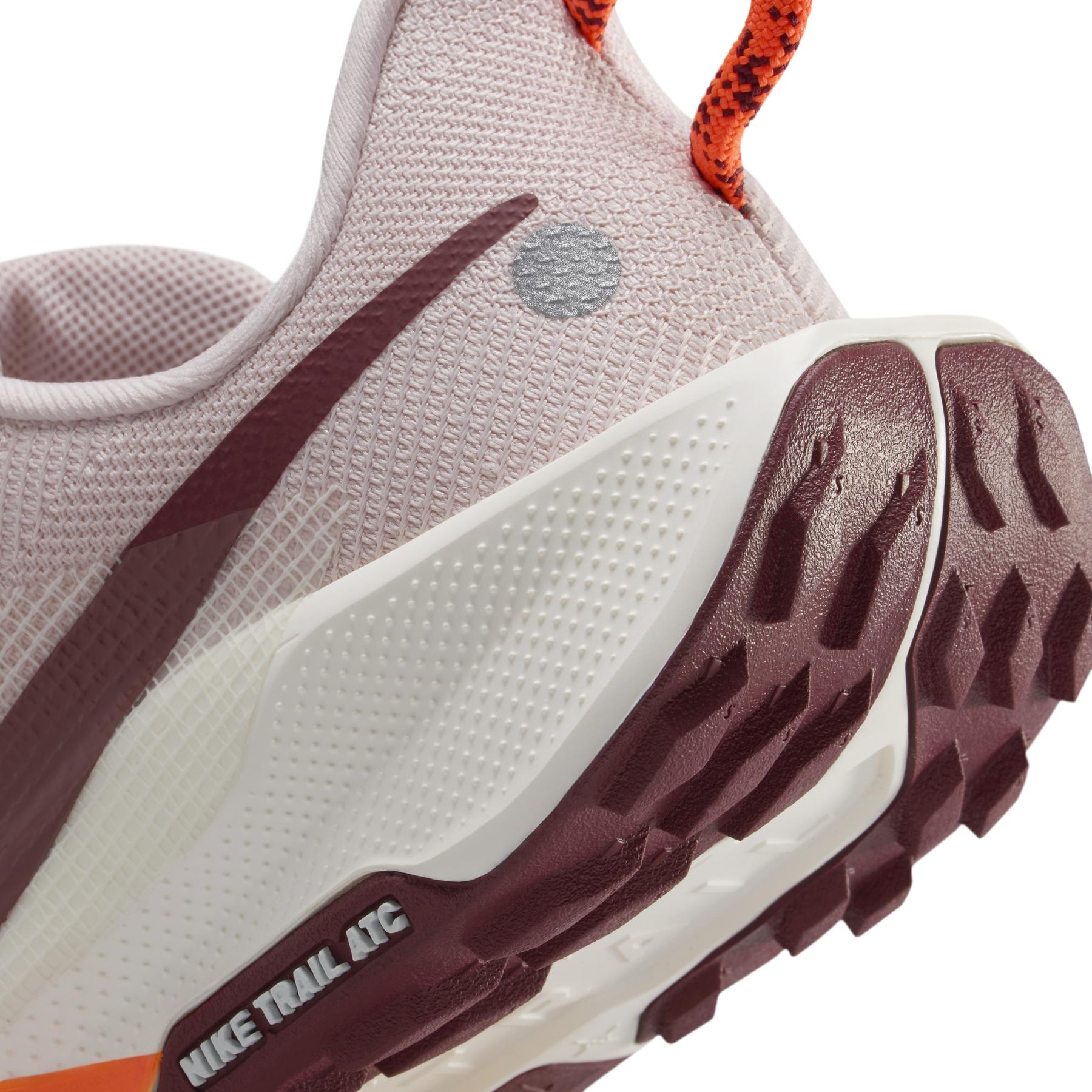 product/n/i/nike_fv5638-601_silt-red-dark-team-red-hyper-crimson_12.jpg