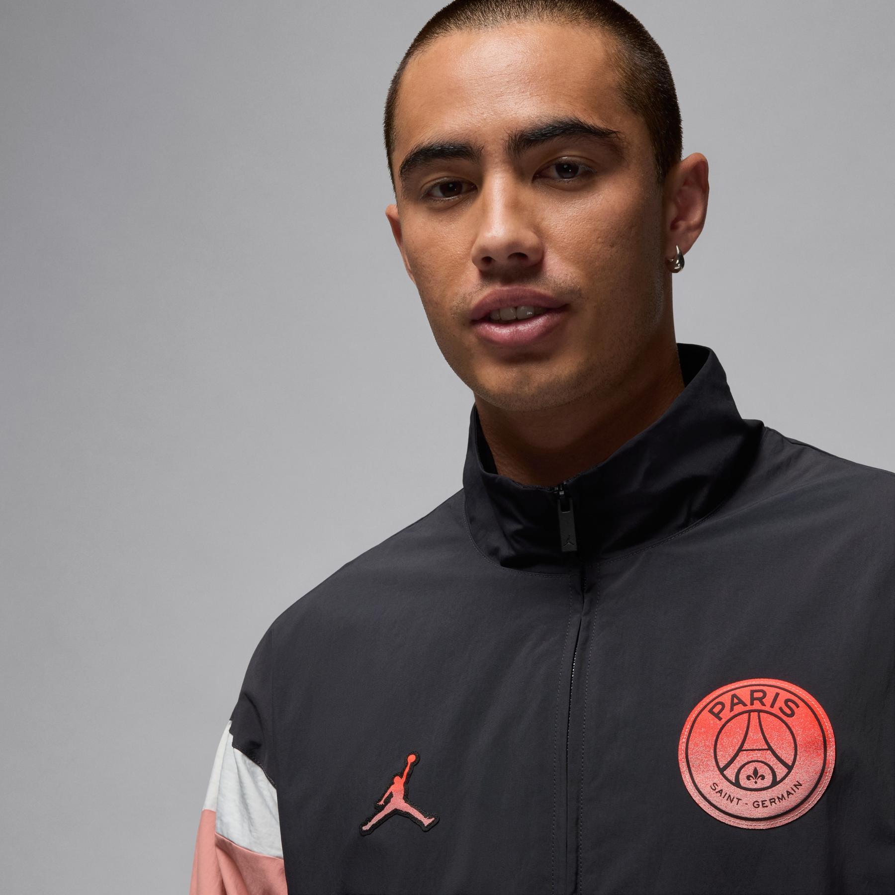 product/n/i/nike_fv7740-685-phsym001.jpg