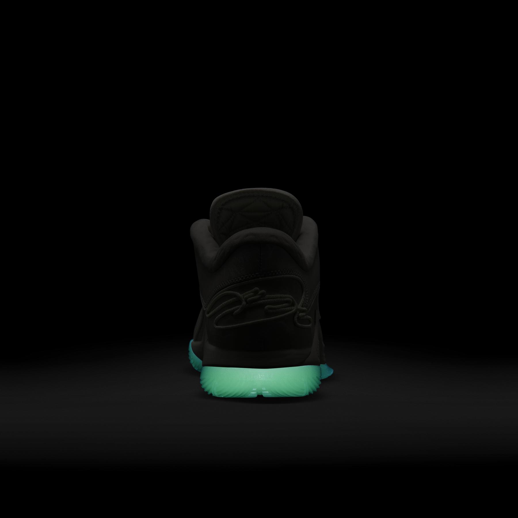 product/n/i/nike_fz1094-002_light-bone-vapor-green-soft-pearl_13.jpg
