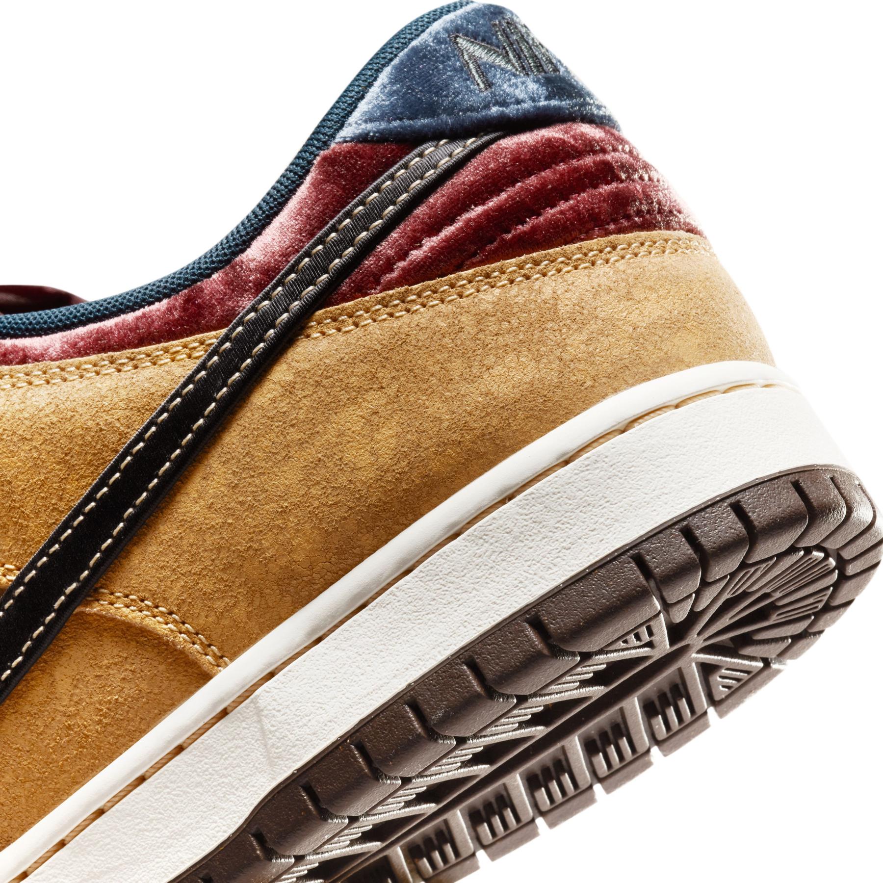 product/n/i/nike_fz1278-200-phsyd002-ss25.jpg