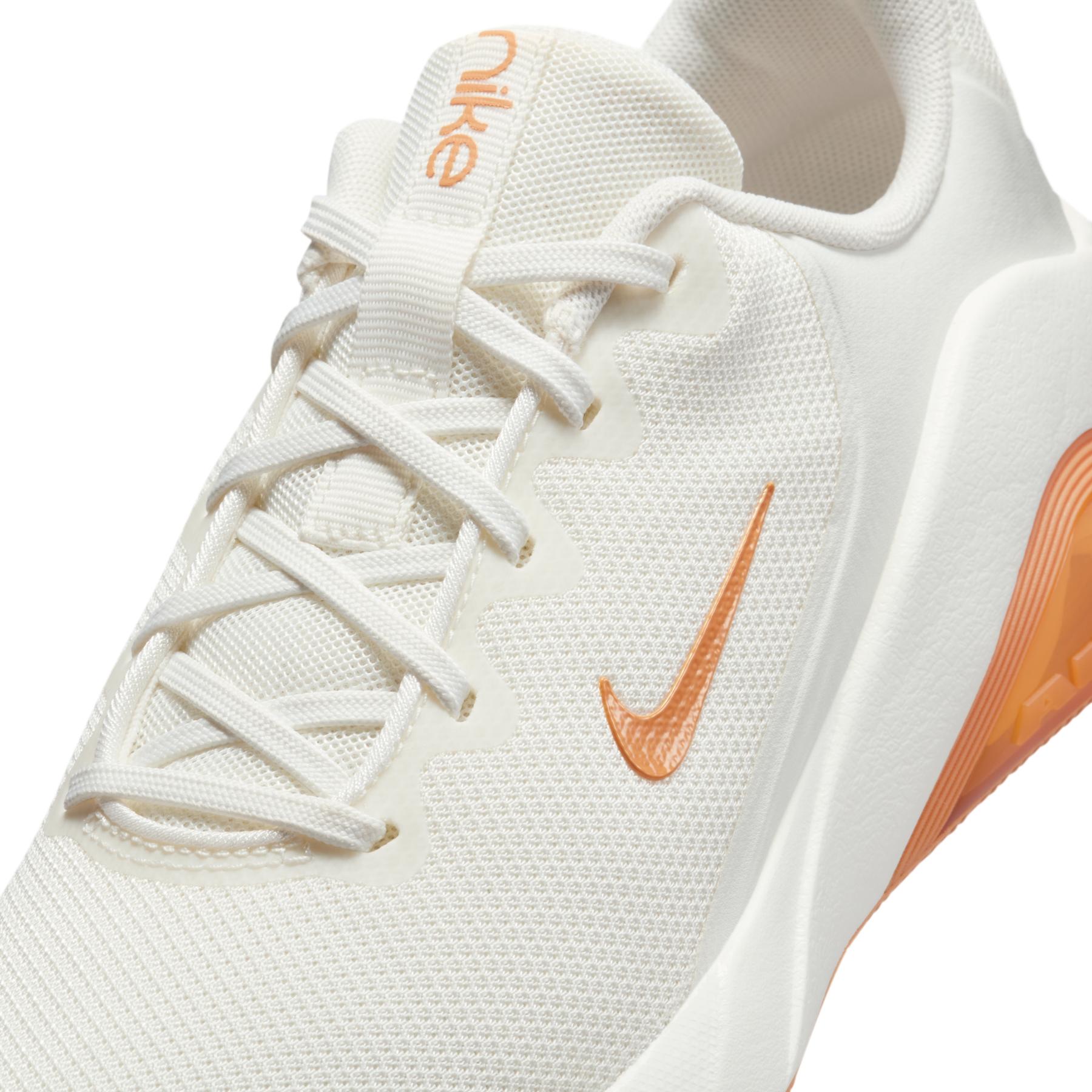 product/n/i/nike_fz1689-102-phsyd001-nw020525.jpg