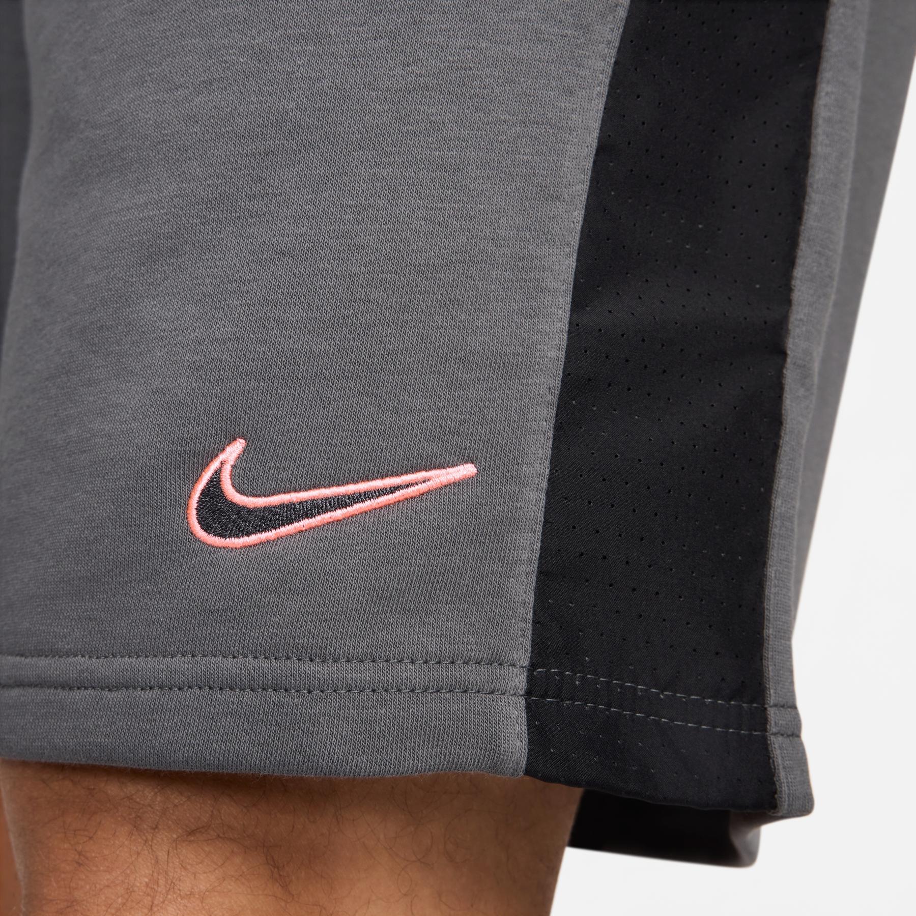 product/n/i/nike_fz4708-068-phsym004.jpg