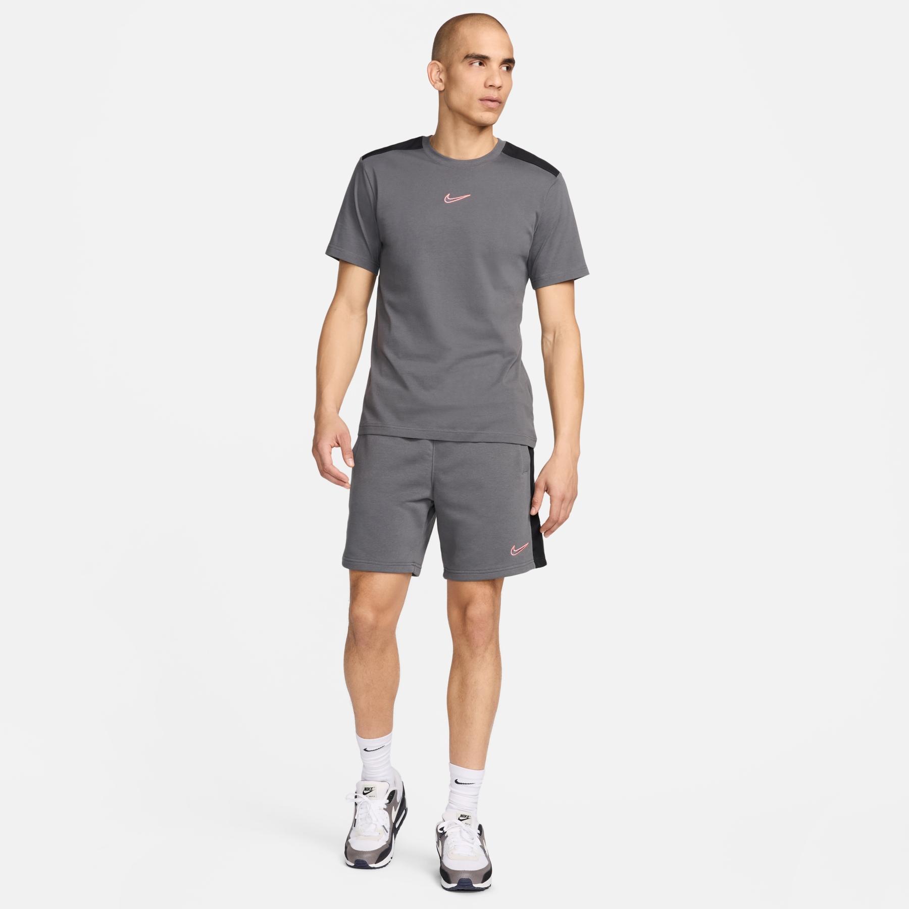product/n/i/nike_fz4708-068-phsym005.jpg