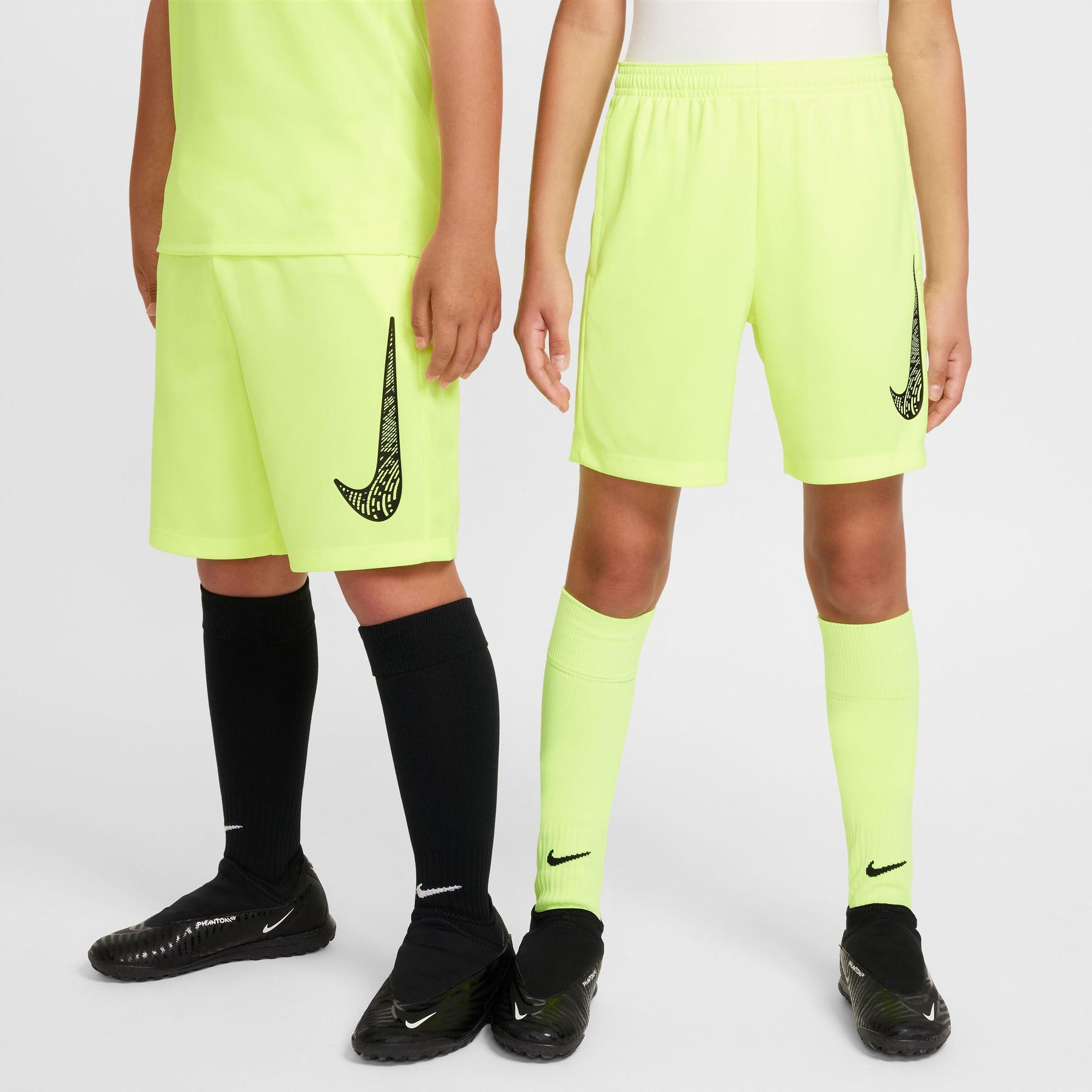 product/n/i/nike_fz5034-702-phcfm001.jpg