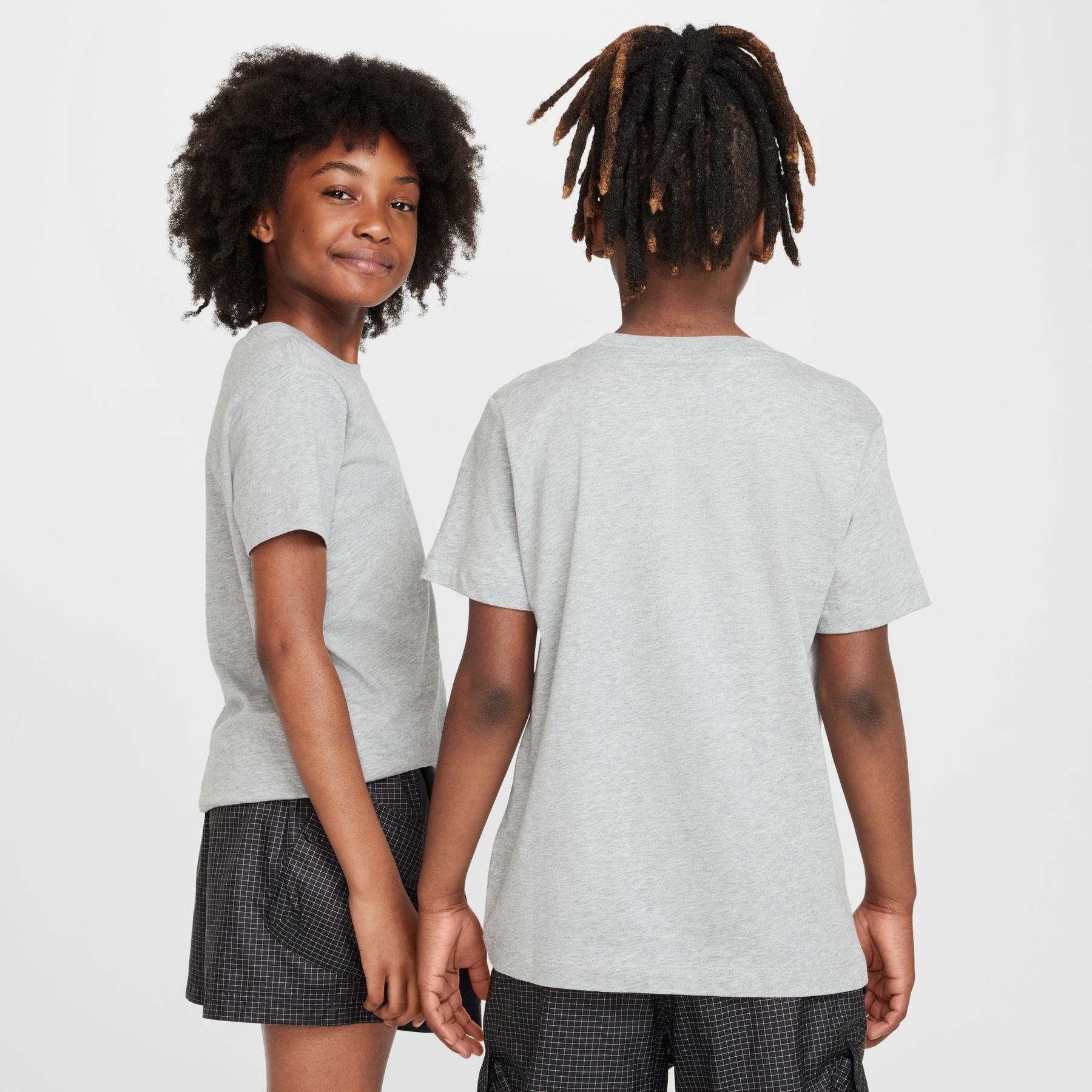 product/n/i/nike_fz5177-063-phcbm001.jpg