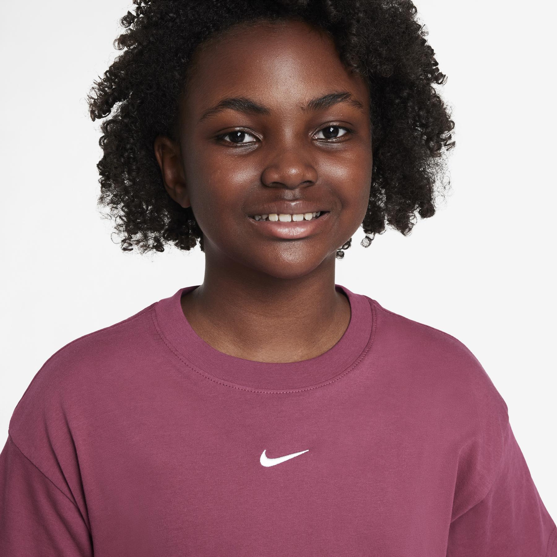 product/n/i/nike_fz5539-634_sweet-beet_8.jpg