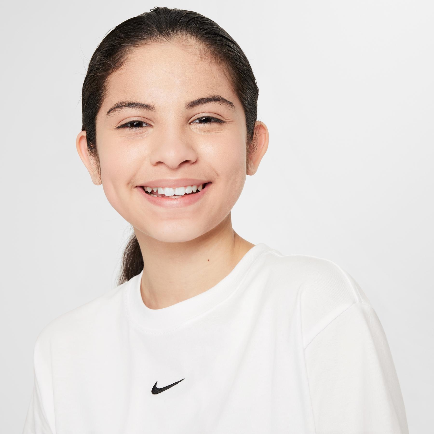 product/n/i/nike_fz5559-100-phsym001_082824.jpg