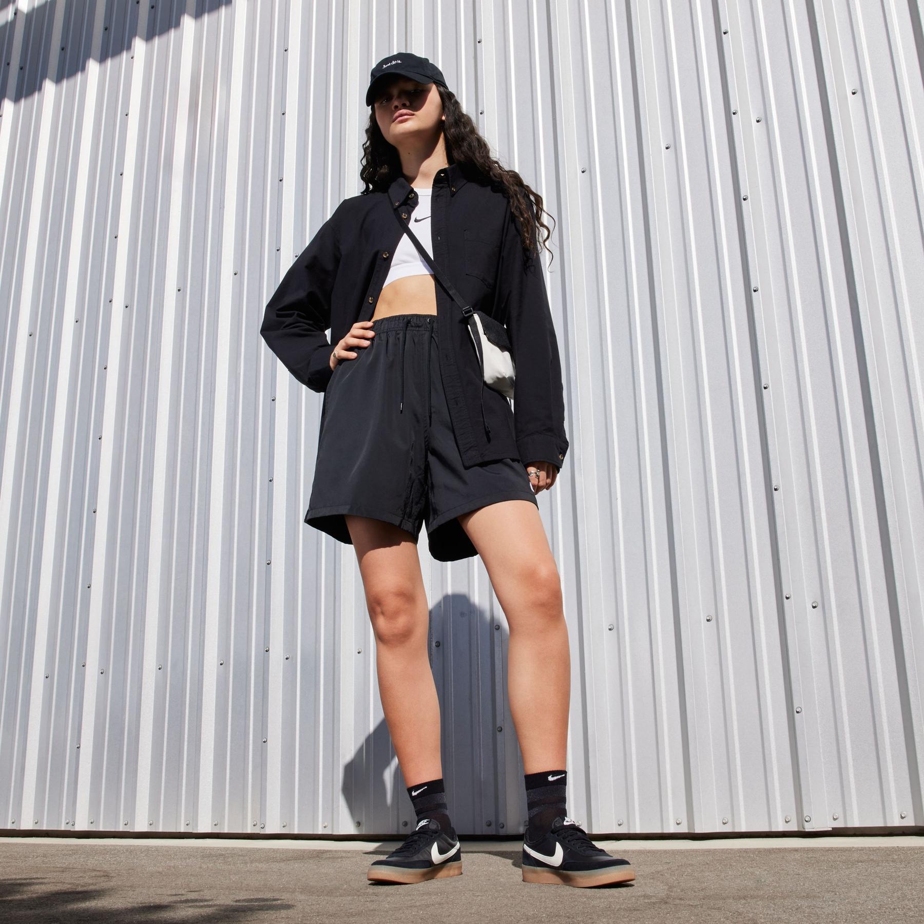 product/n/i/nike_fz5630-001-phsym002-ss25.jpg