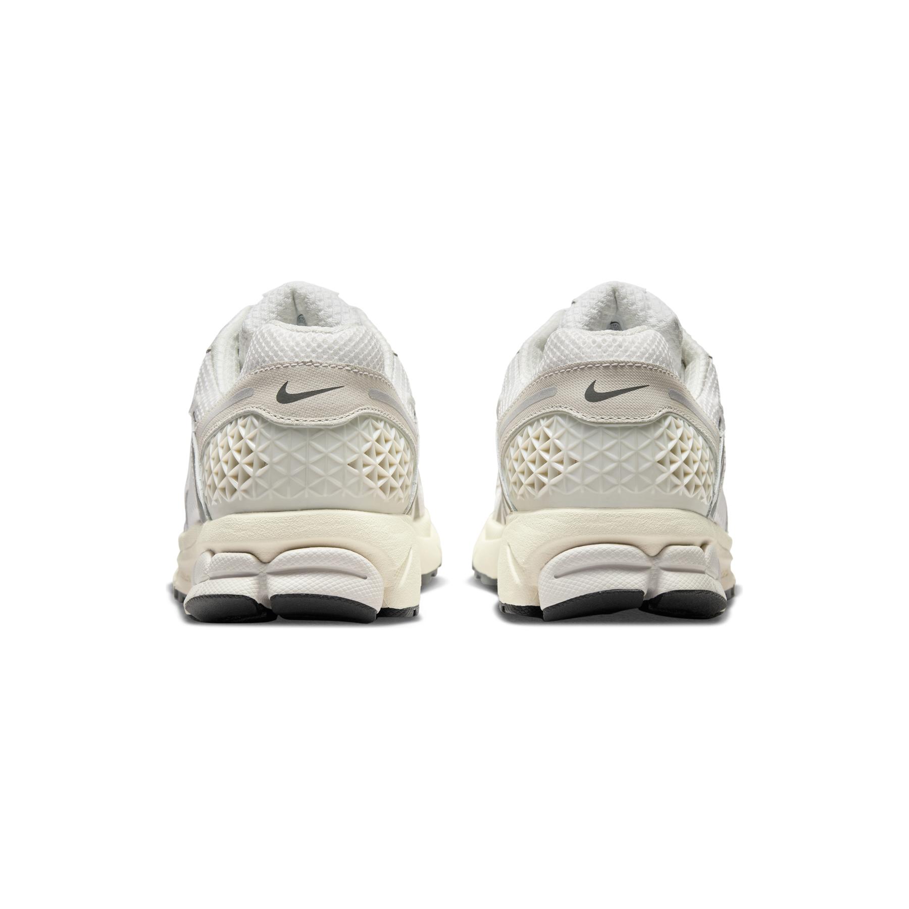 product/n/i/nike_hf0731-007-phcbh000.jpg