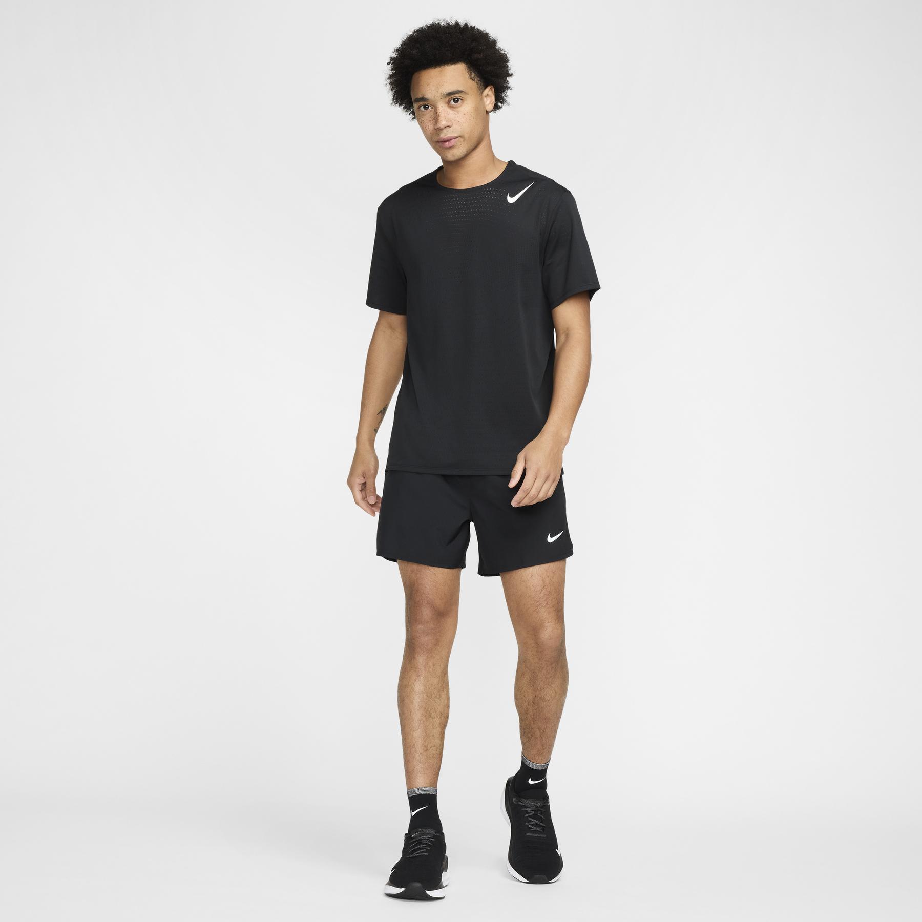 product/n/i/nike_hj3377-010_noir-summit-white_3.jpg