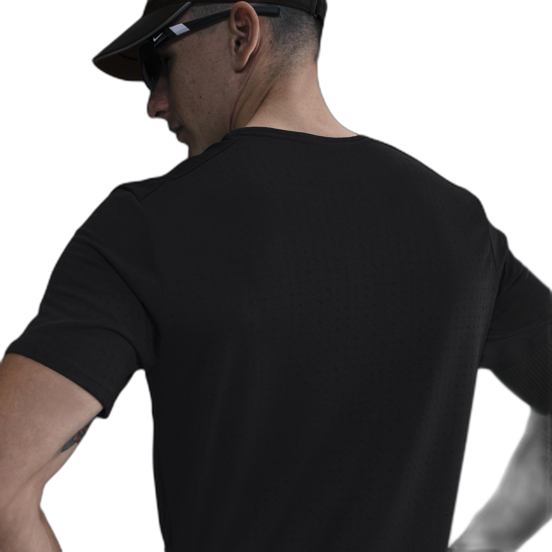 product/n/i/nike_hj4181-010_black-reflective-silv_1.jpg