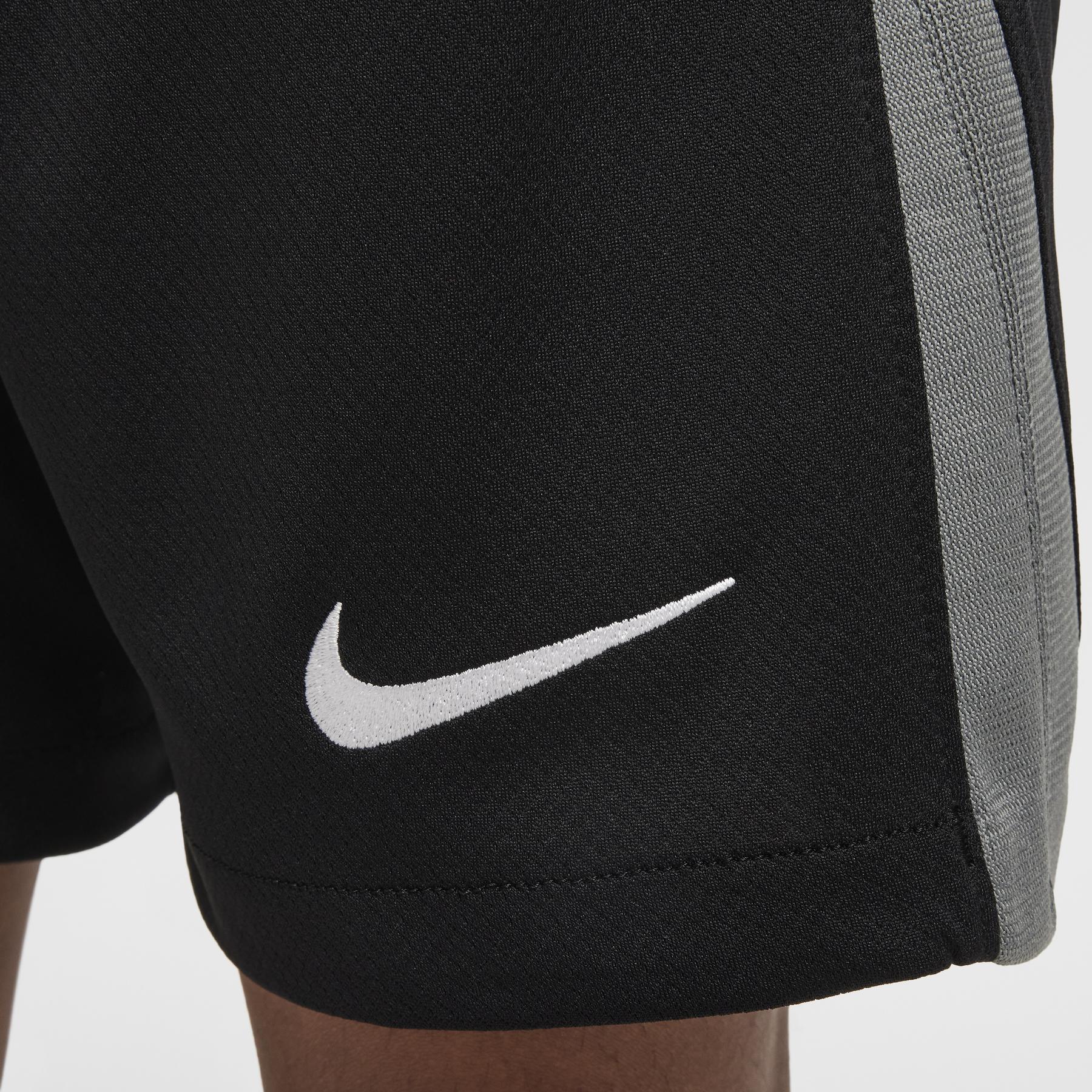product/n/i/nike_hj5595-010_black-smoke-grey-white_5.jpg