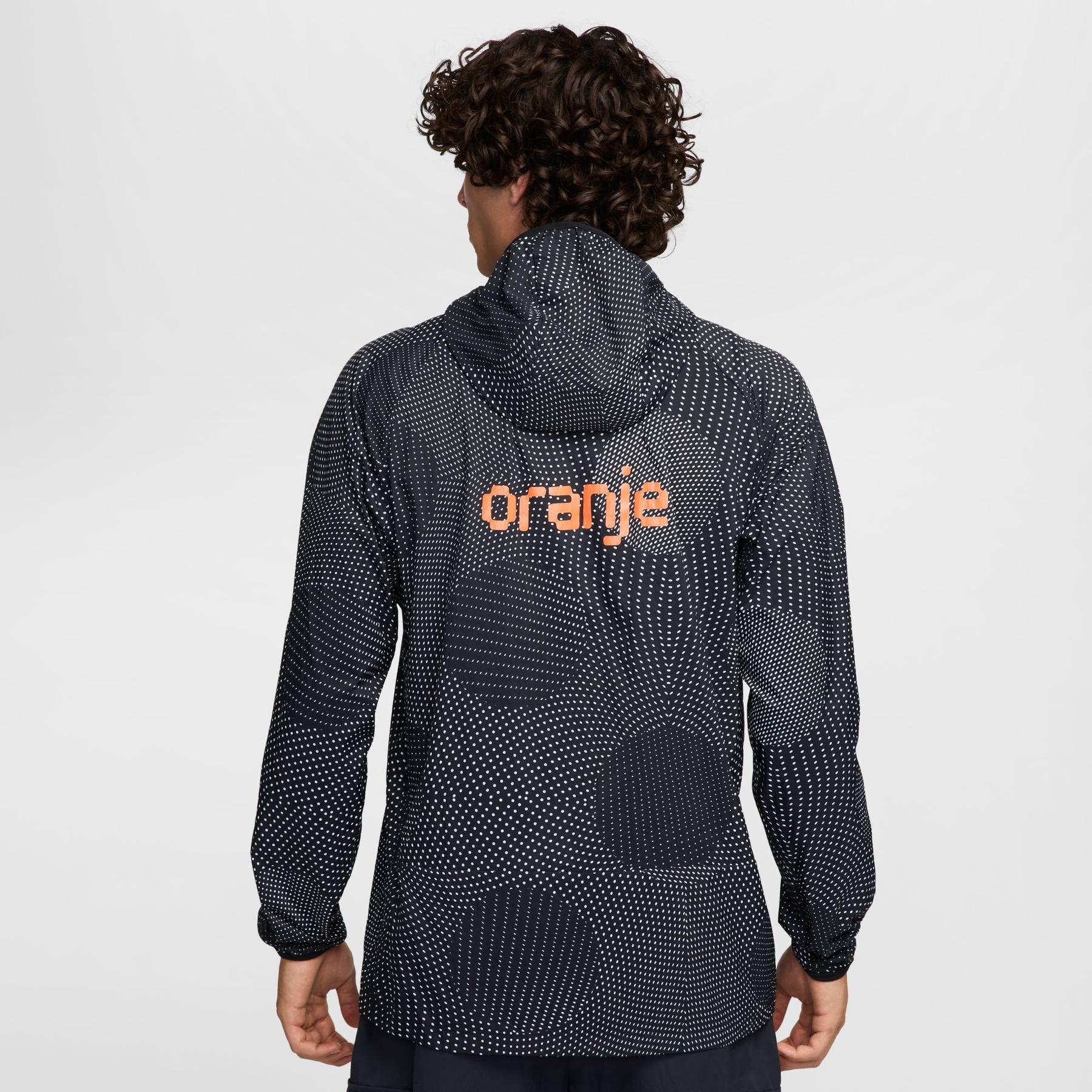 product/n/i/nike_hm3842-010_black-safety-orange_2.jpg