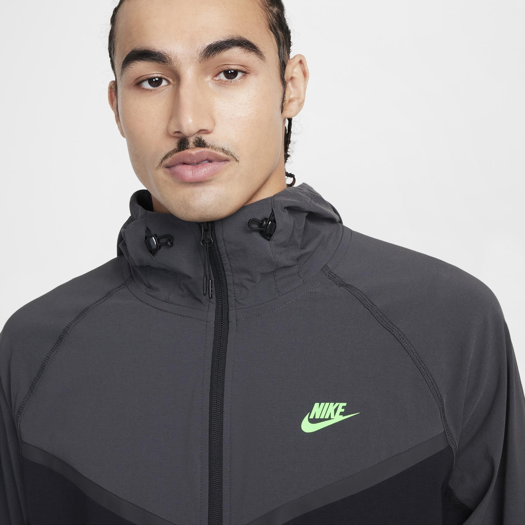 product/n/i/nike_hm7151-013_black-anthracite-green-strike_3.jpg