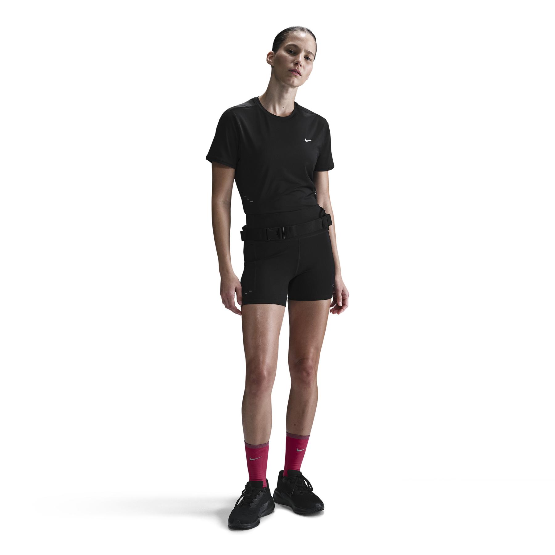 product/n/i/nike_hm9698-010_noir_4.jpg