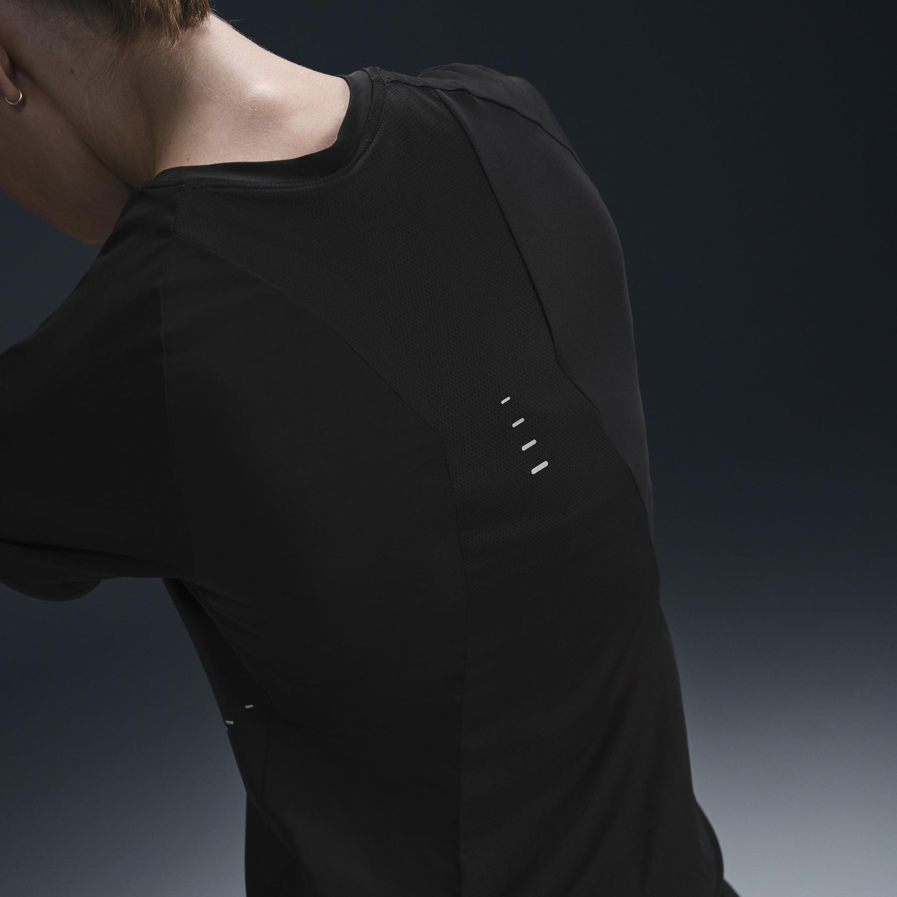 product/n/i/nike_hm9698-010_noir_6.jpg