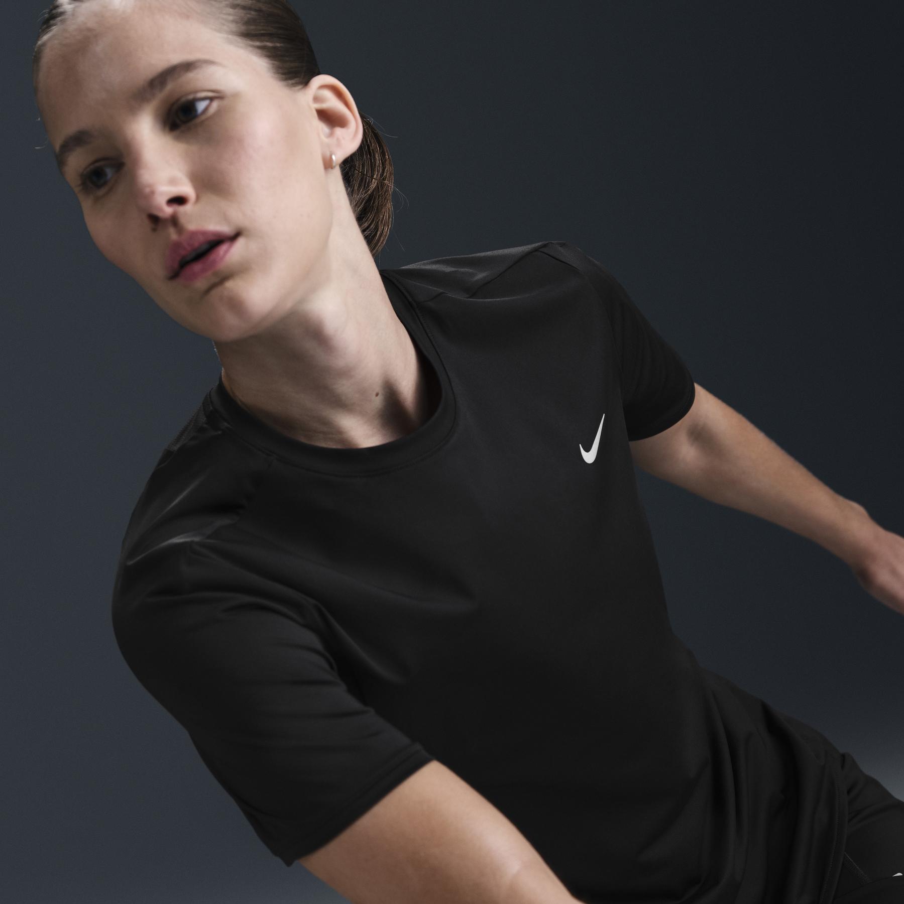 product/n/i/nike_hm9698-010_noir_7.jpg