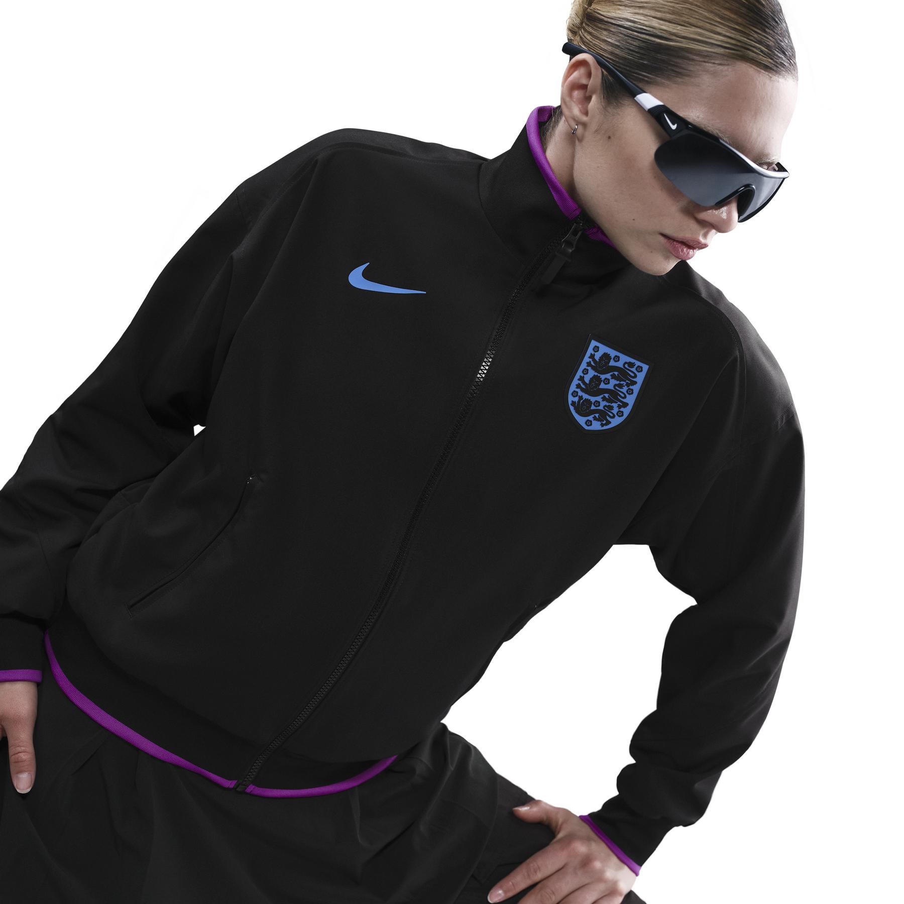 product/n/i/nike_hm9778-010_black-lt-photo-blue_5.jpg