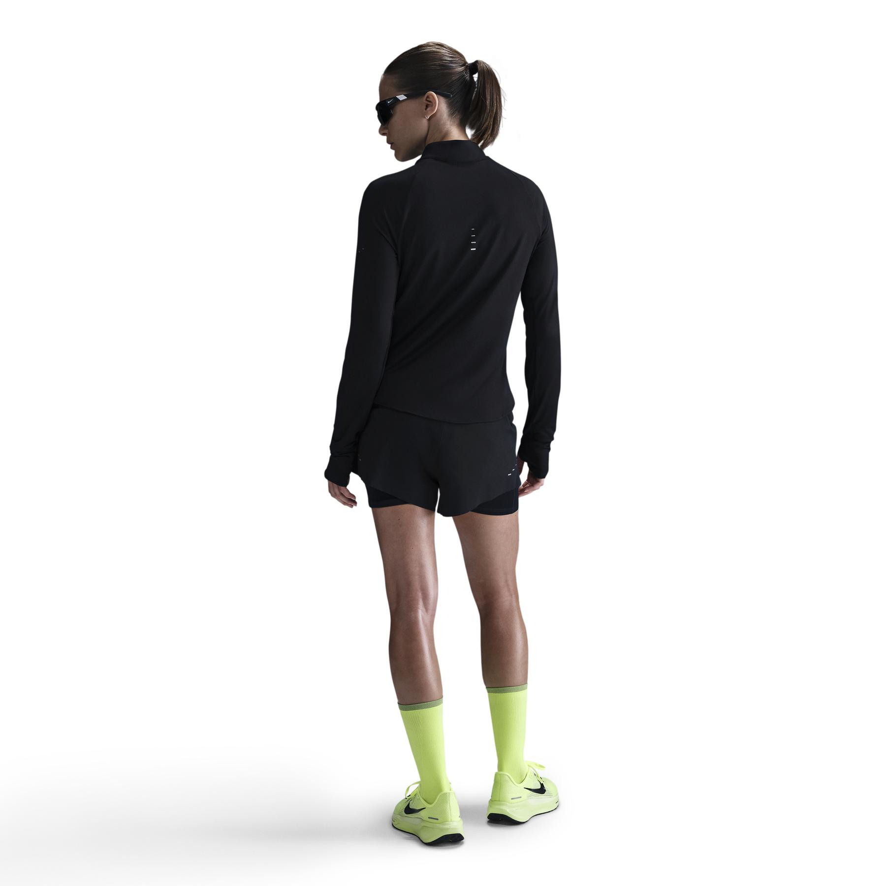 product/n/i/nike_hq0499-010_noir_1.jpg