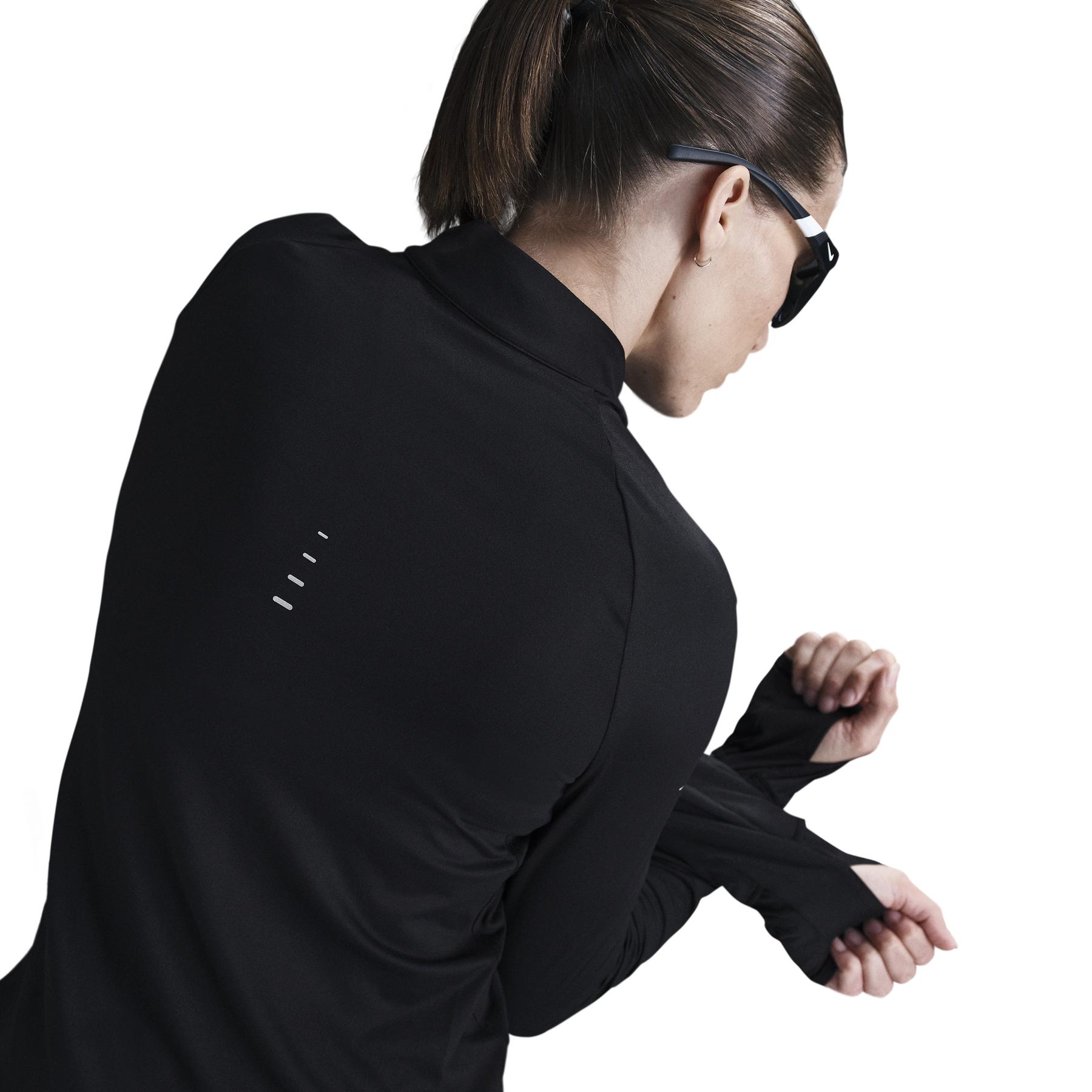 product/n/i/nike_hq0499-010_noir_3.jpg