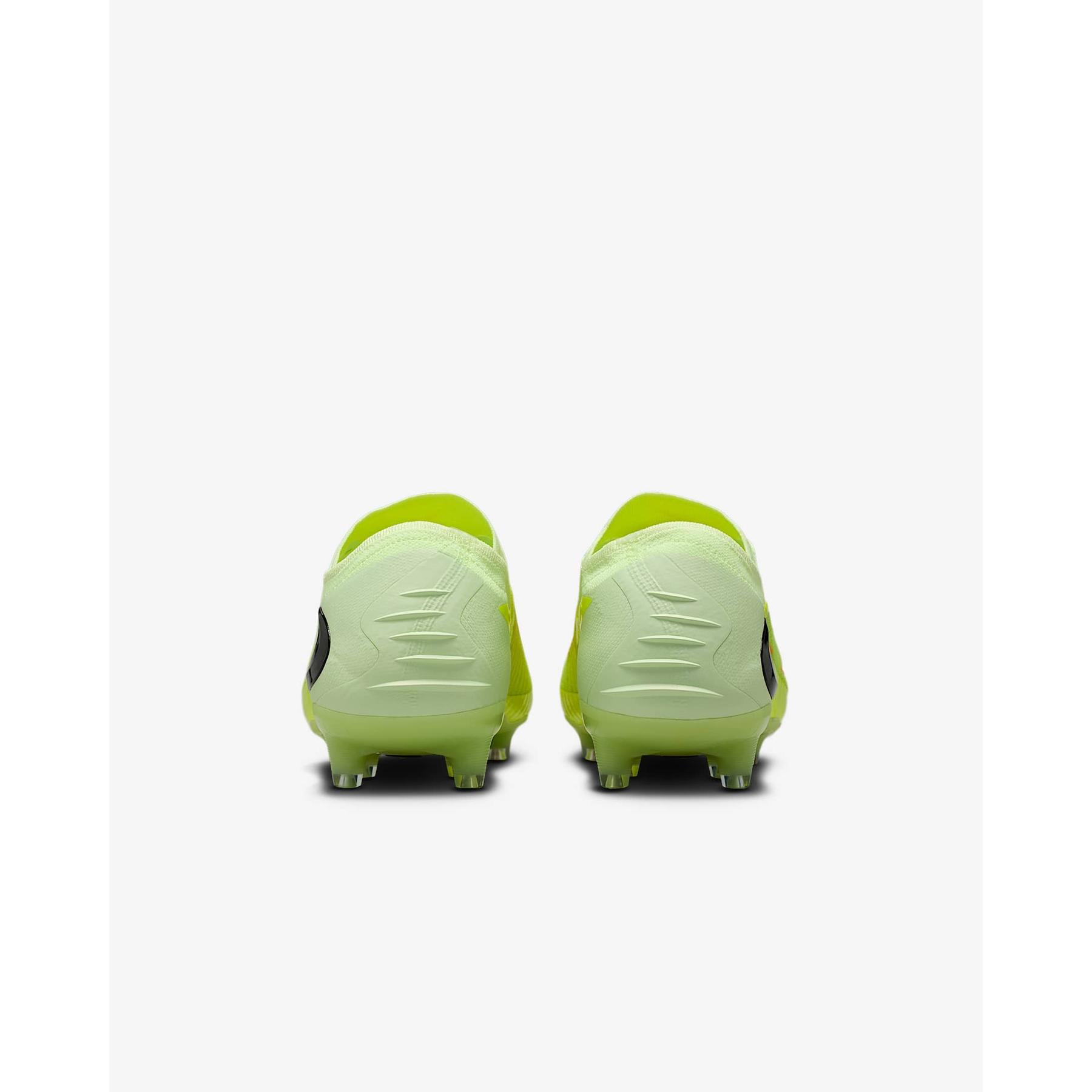 product/n/i/nike_hq2335-800_3.jpg