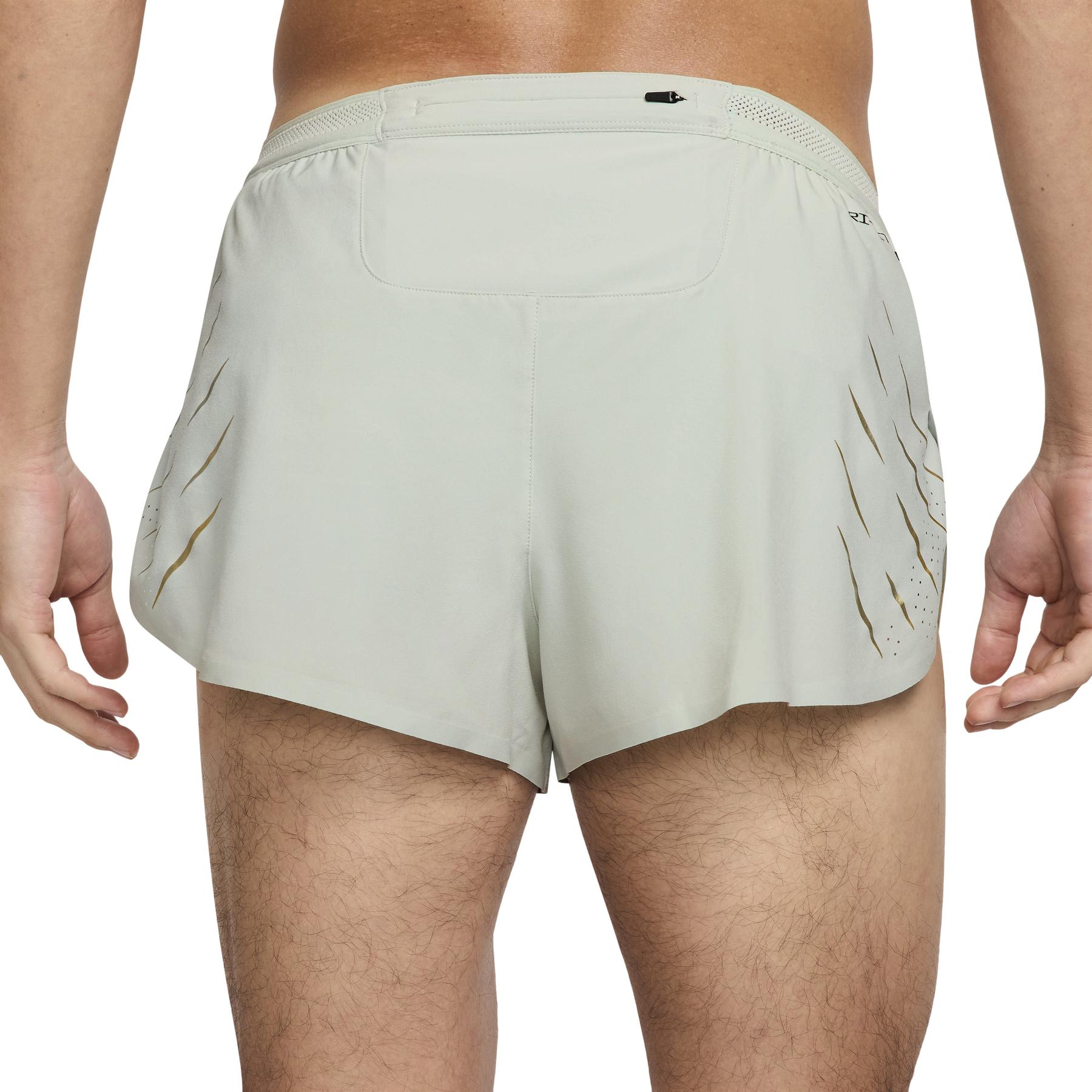 product/n/i/nike_hq4197-034_light-silver-metallic-gold_2.jpg