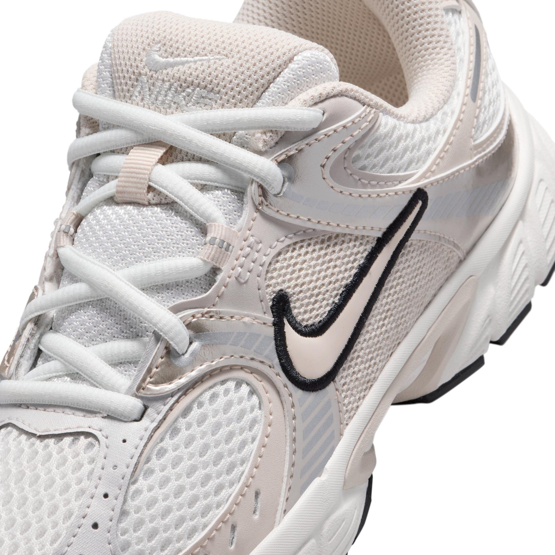product/n/i/nike_hq6411-102-phsyd001.jpg