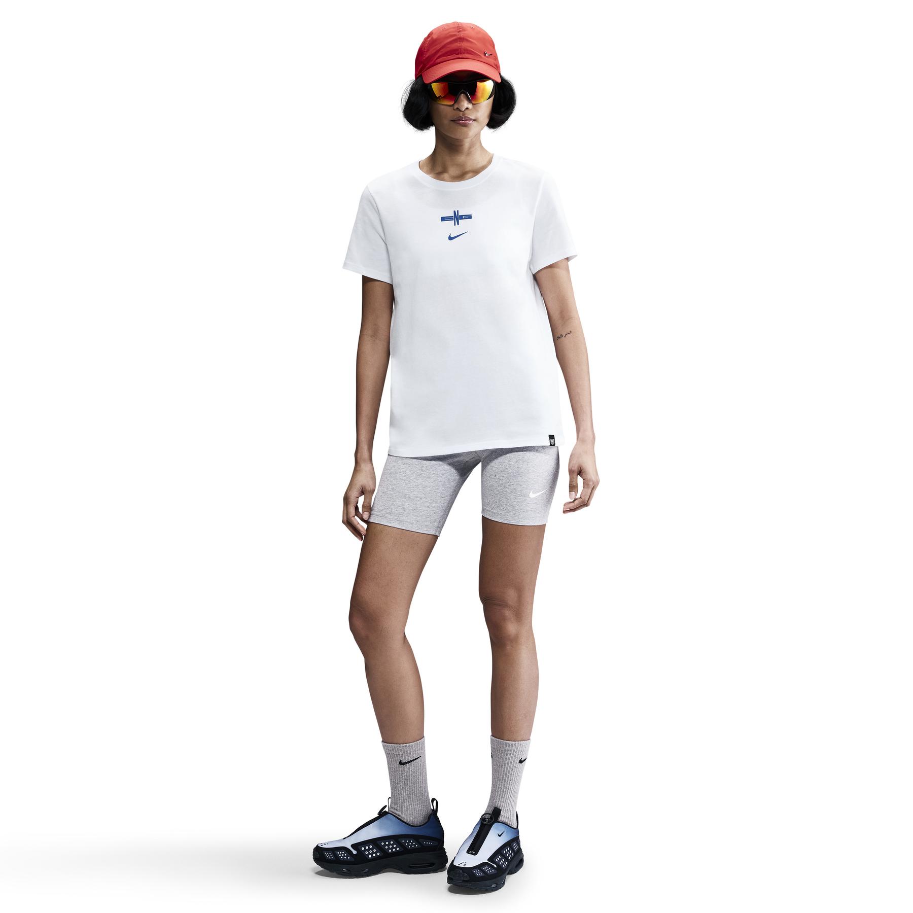 product/n/i/nike_hq8453-100_white_1.jpg
