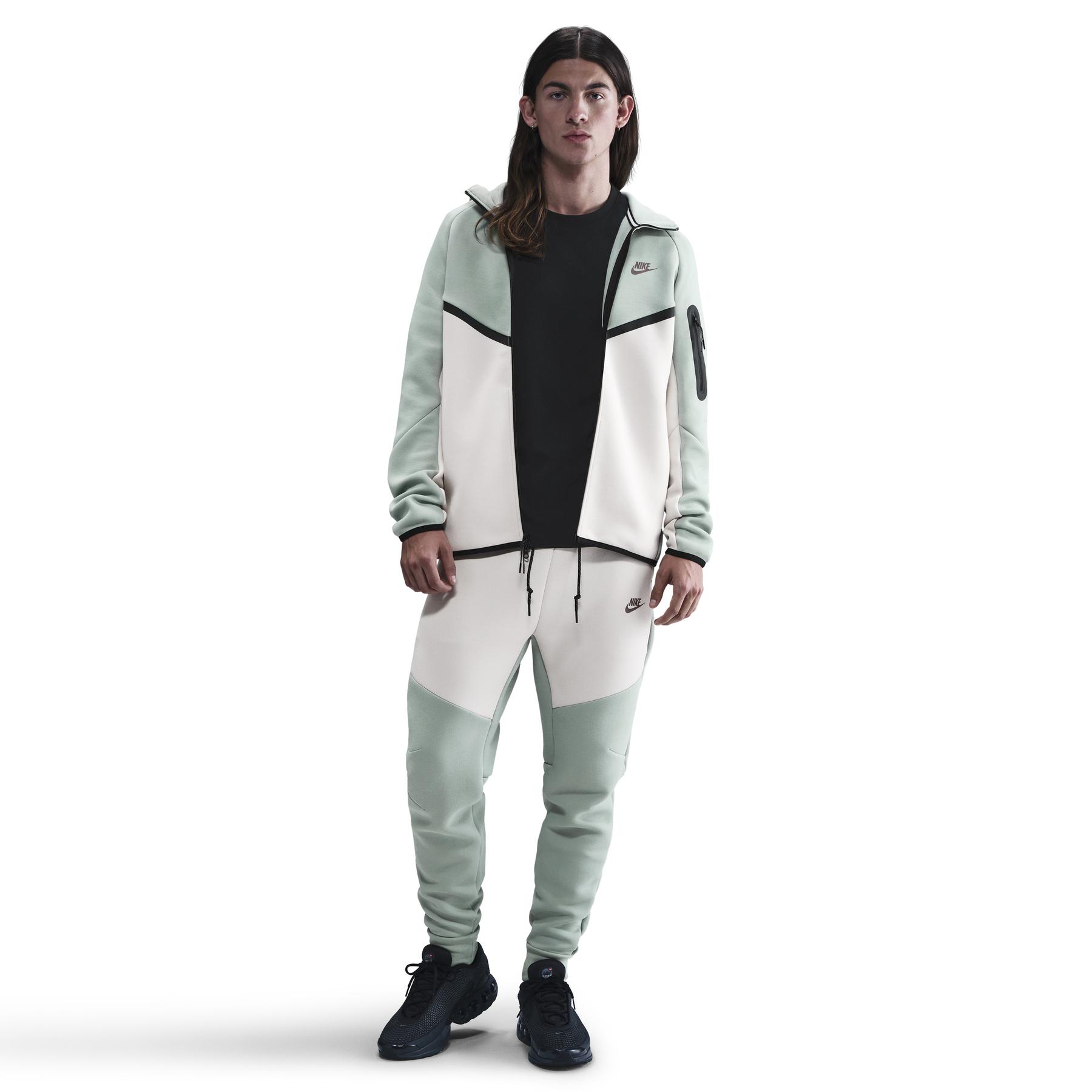 product/n/i/nike_hv0949-020_dusty-sage-lt-orewood-brn-plum-eclipse_1.jpg