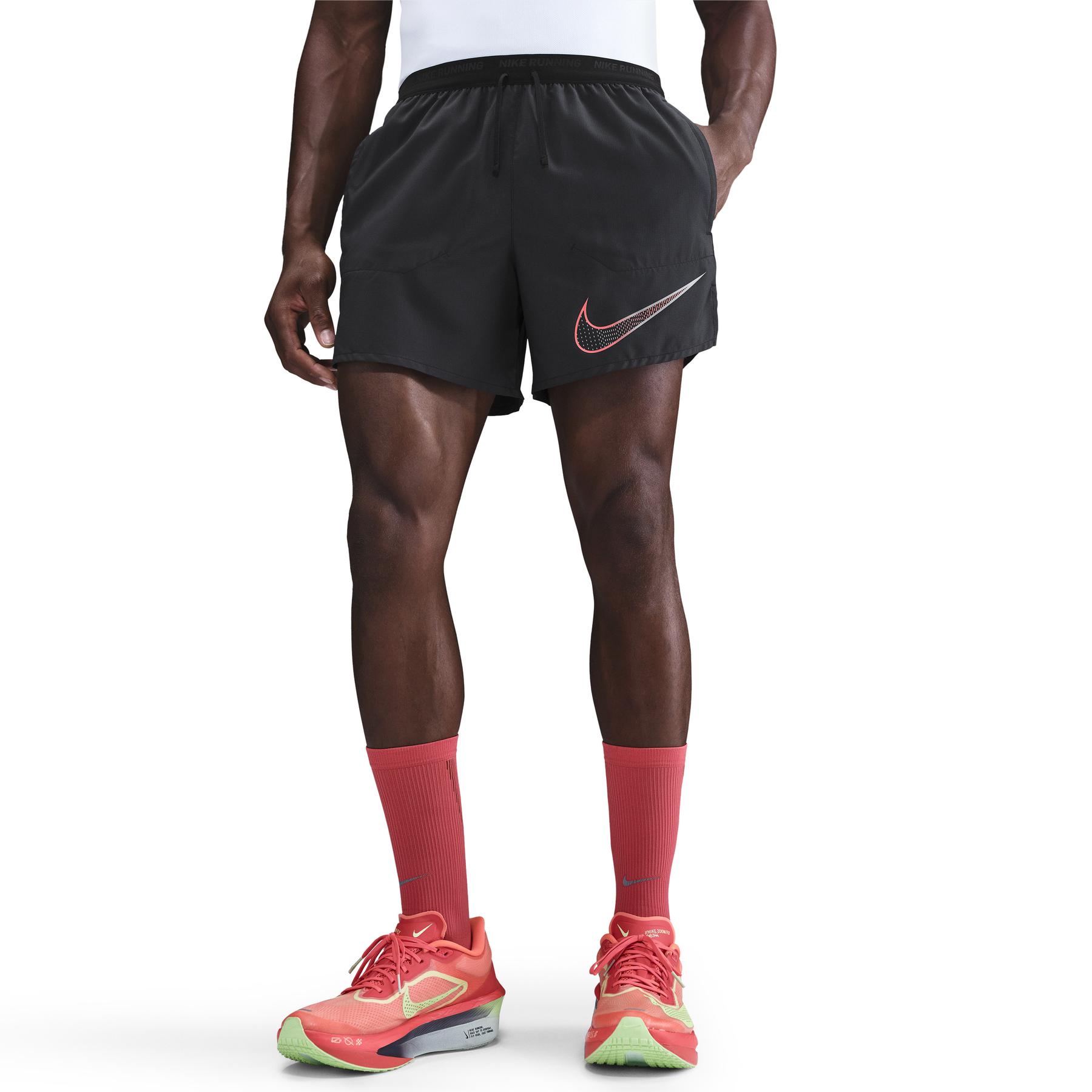 product/n/i/nike_hv2132-010_black-bright-crimson_9.jpg