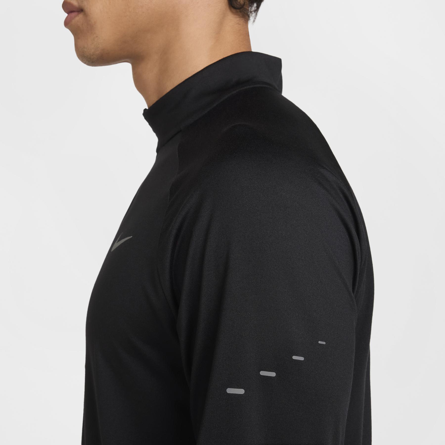 product/n/i/nike_hv2180-010_noir_4.jpg