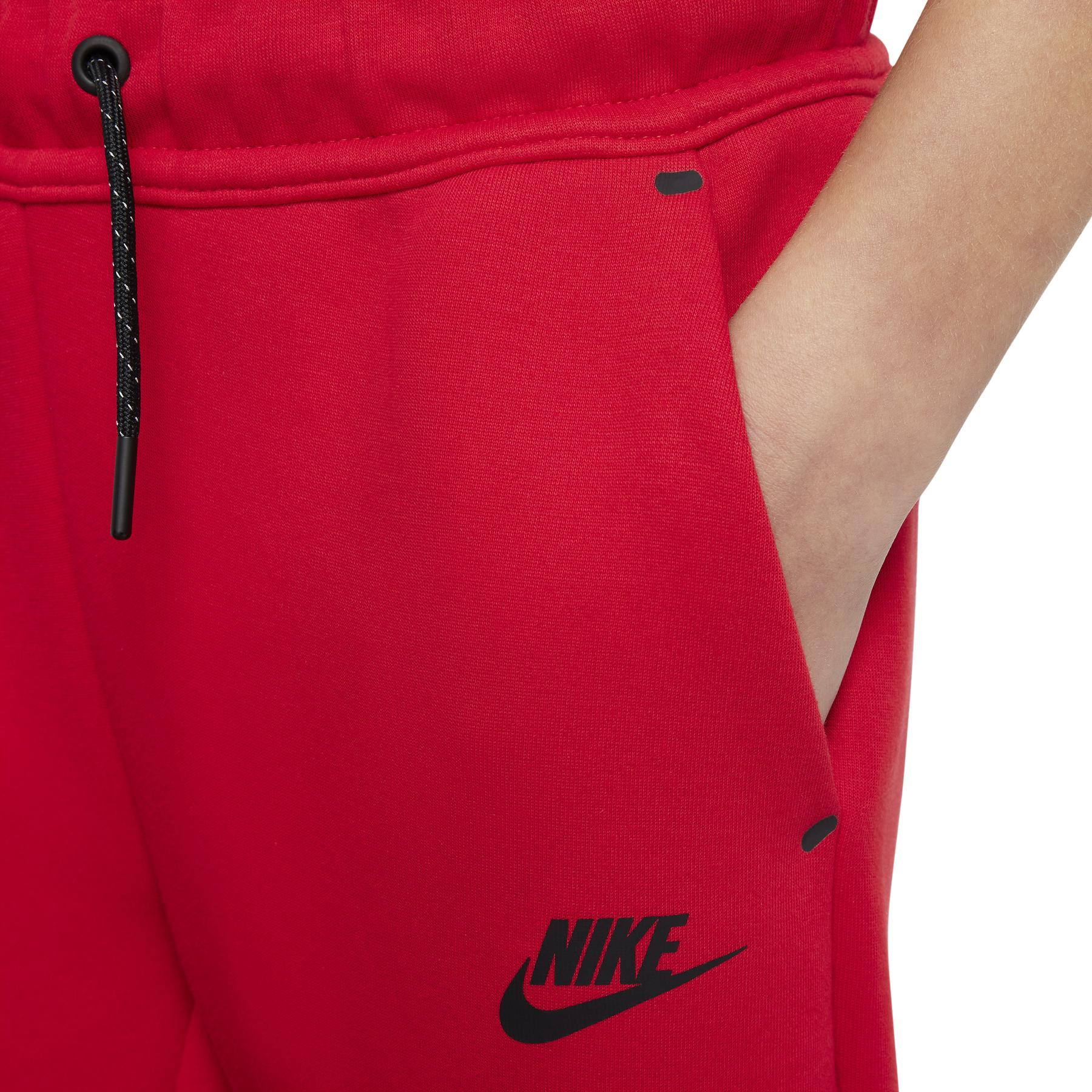 product/n/i/nike_hv5869-657_university-red-black-black_1.jpg